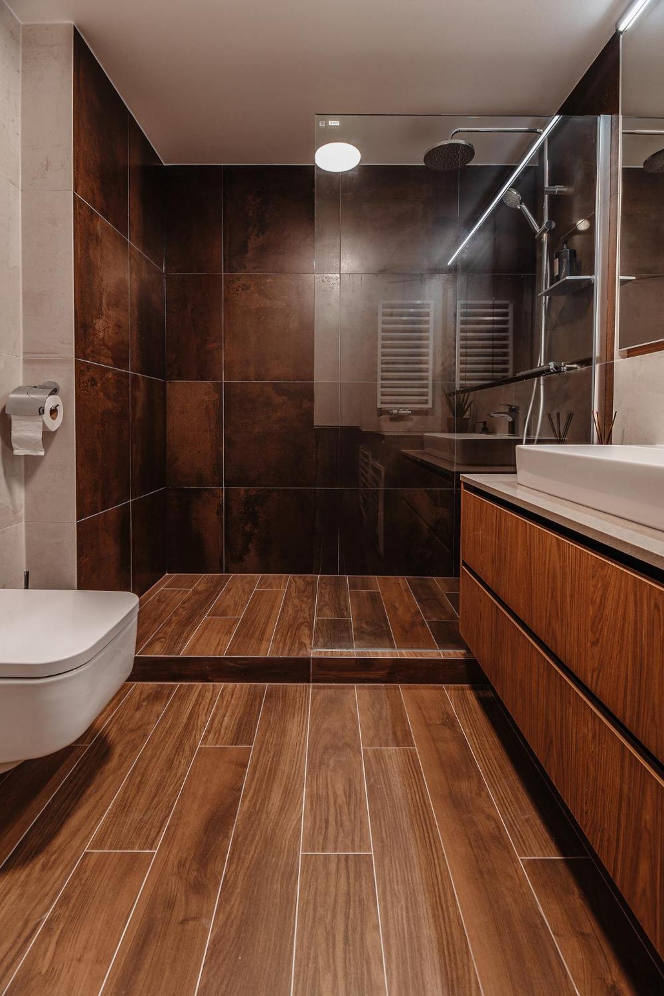 Premium Suite, River & Old Town View,free Parking Apartment *