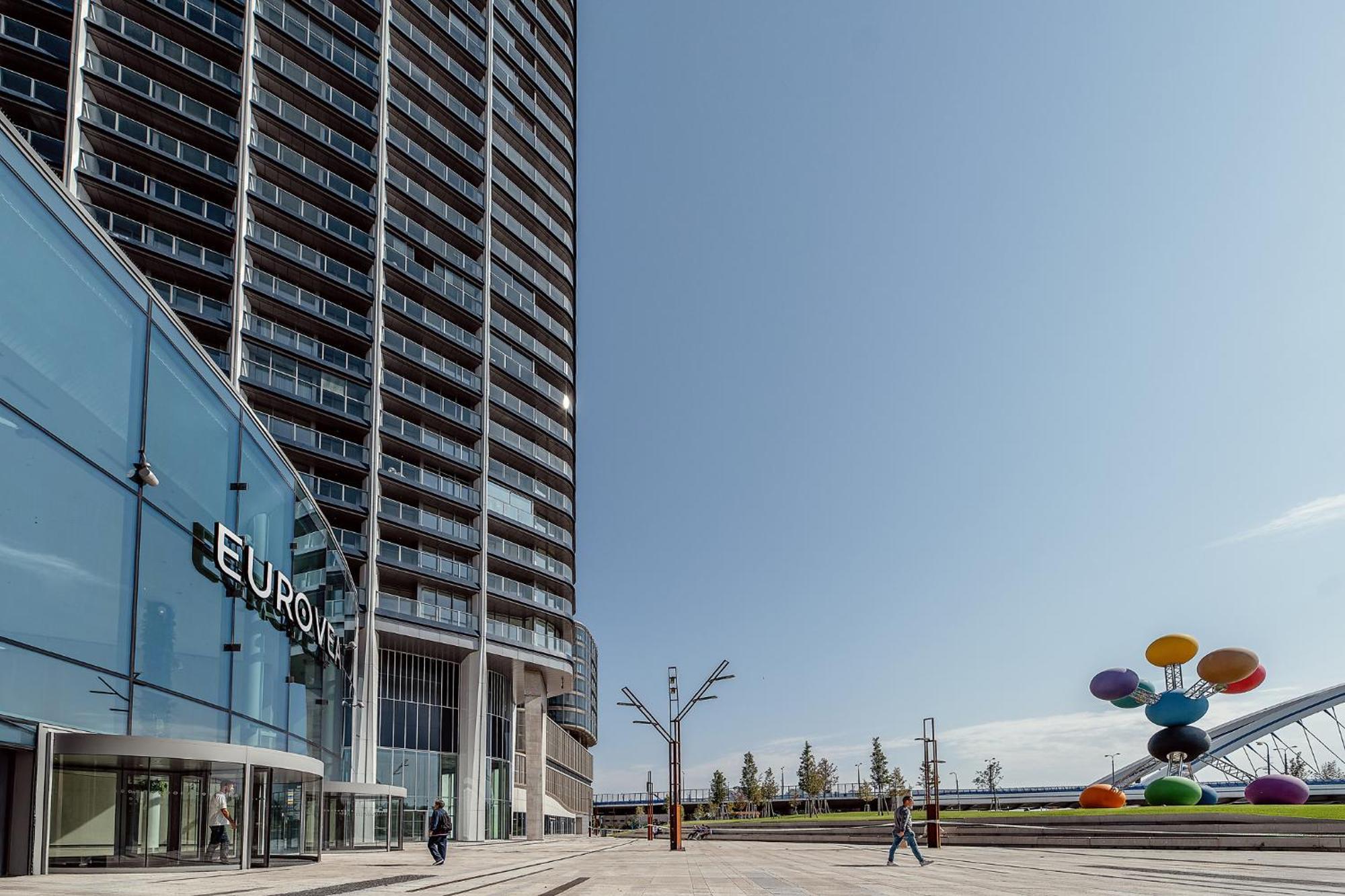 Premium Suite, River & Old Town View,free Parking Apartment *