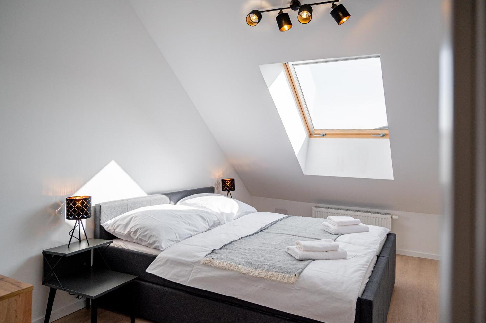 Apartment New Cozy In Heart Of Free Garage Parking