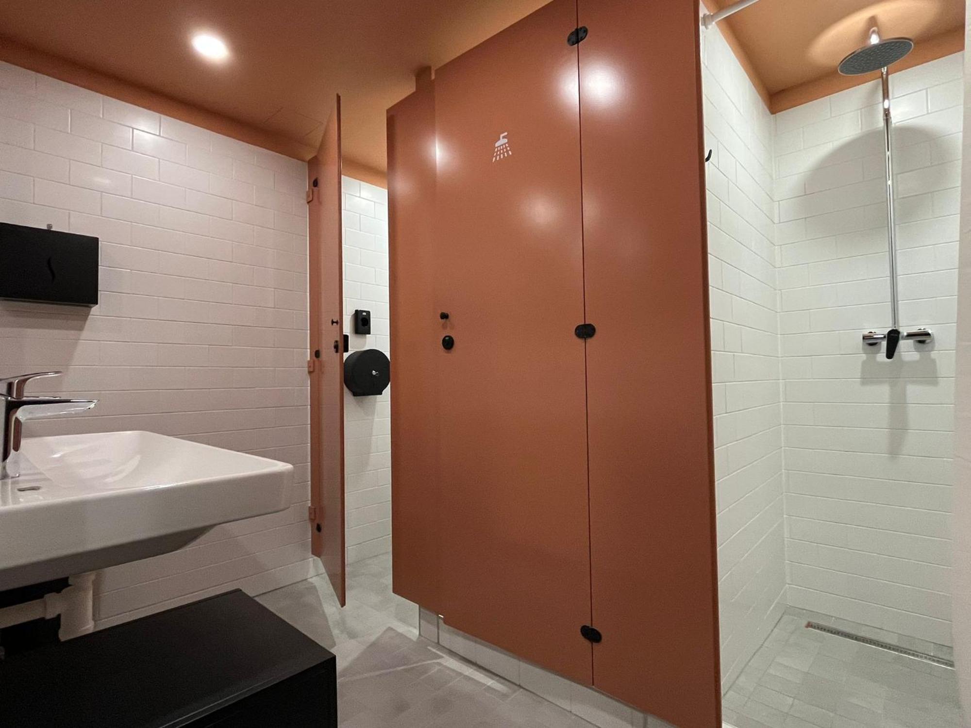 Hostel Izy