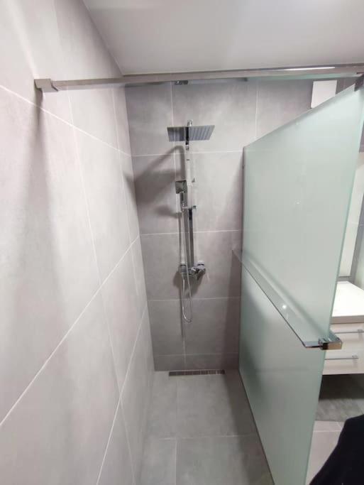 Priestranny Apartman- S Vynikajucou Dostupnostou Bratislava