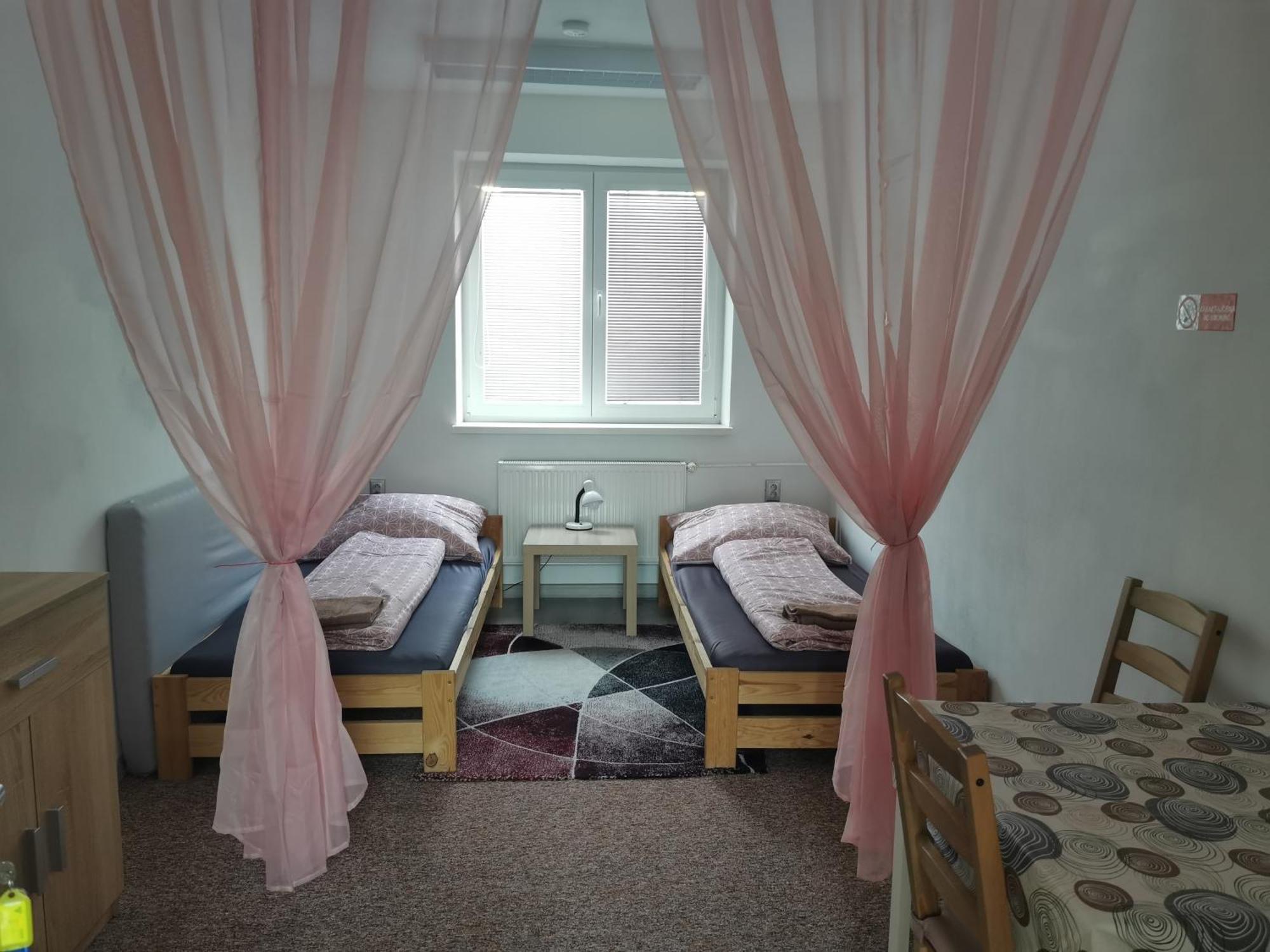 Hostel Living By The Bus Station