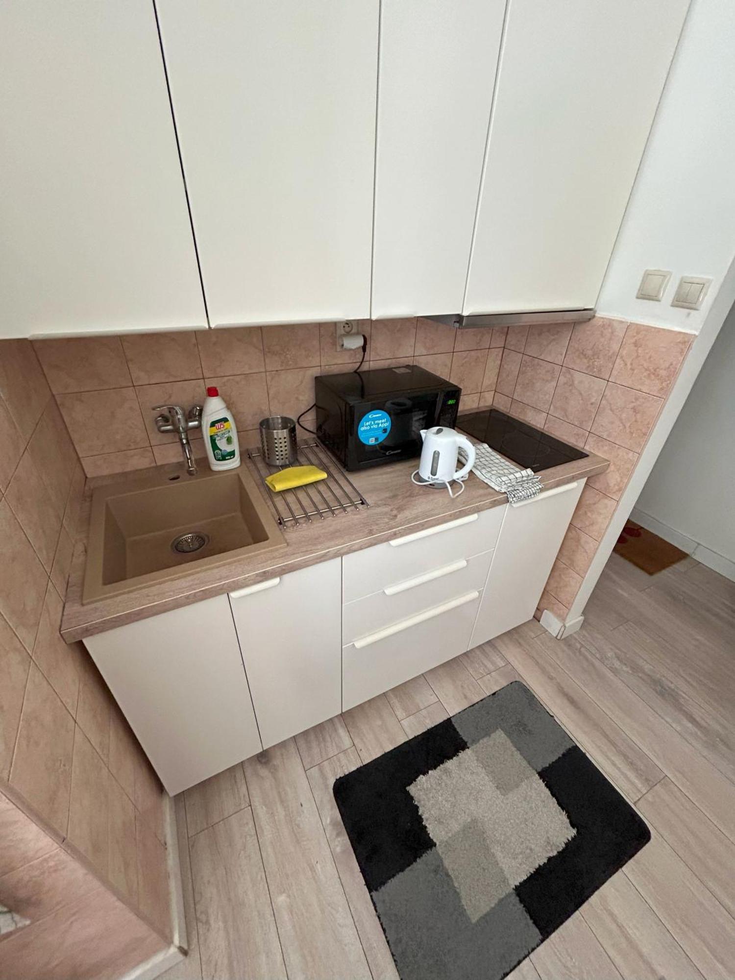 Ceska 23 Apartment *