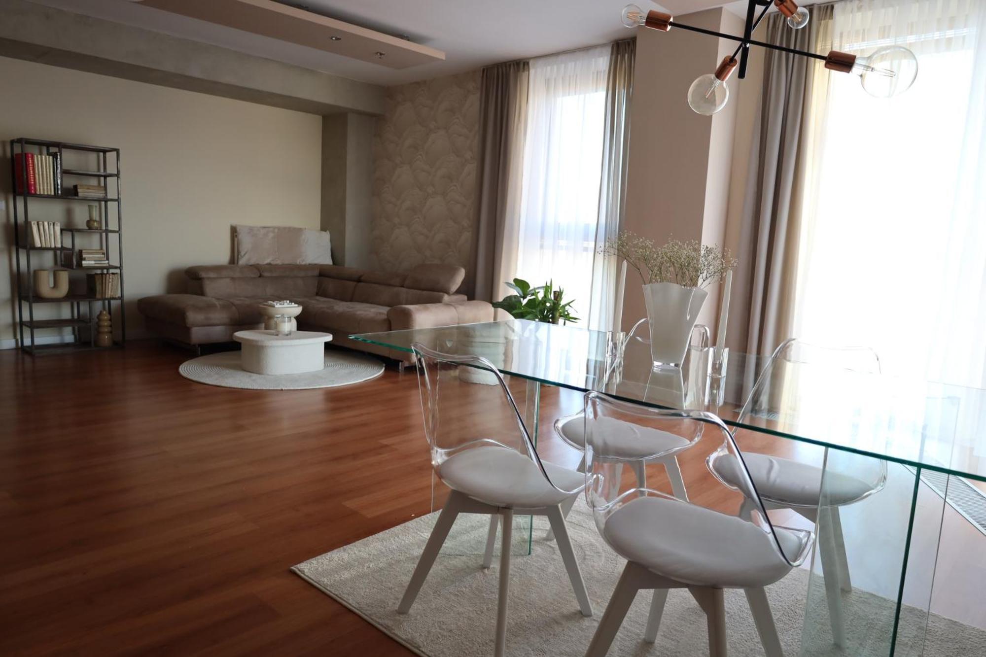 Vienna Gate Apartment, Free Parking * Bratislava