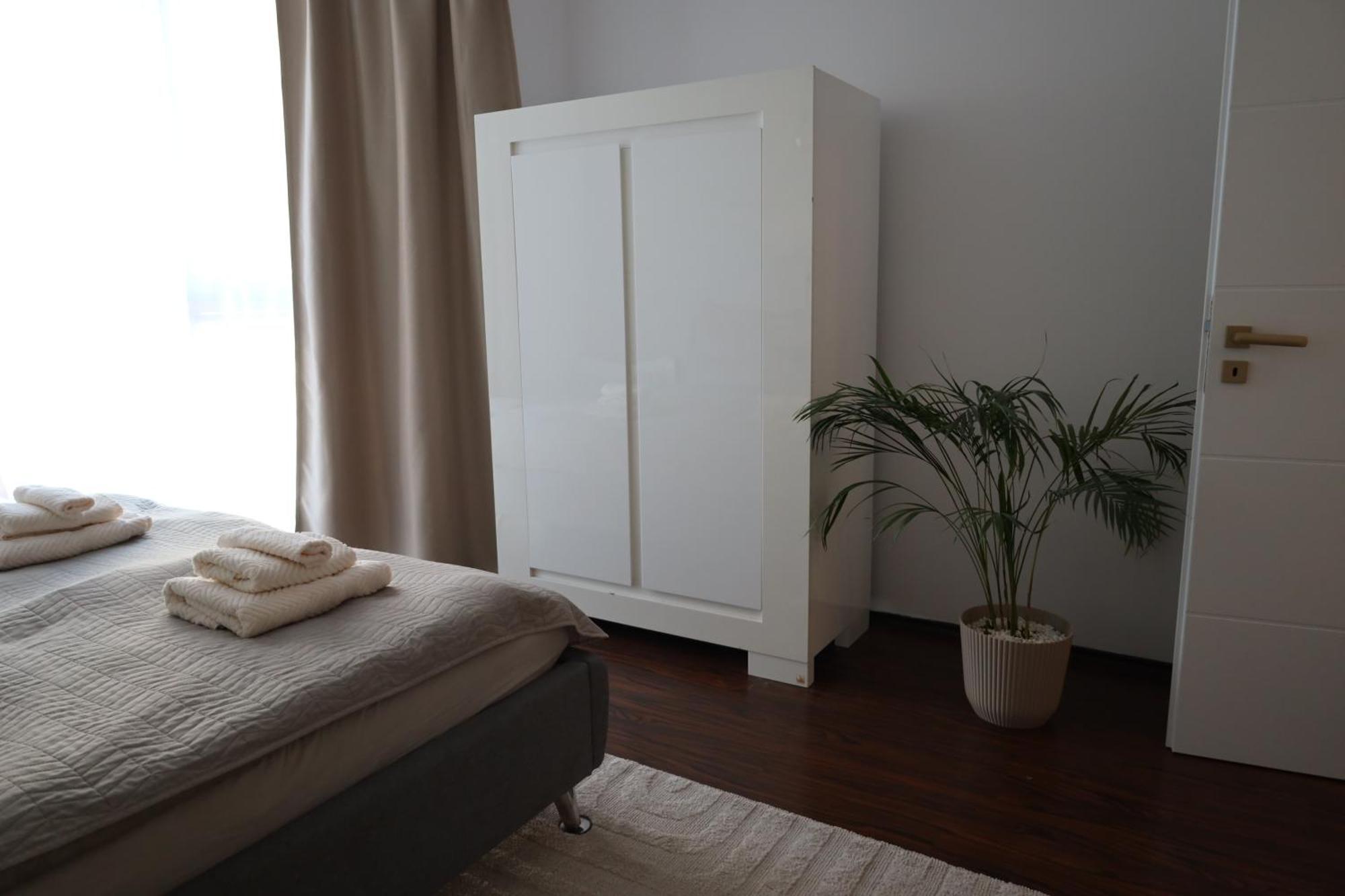 Vienna Gate Apartment, Free Parking *