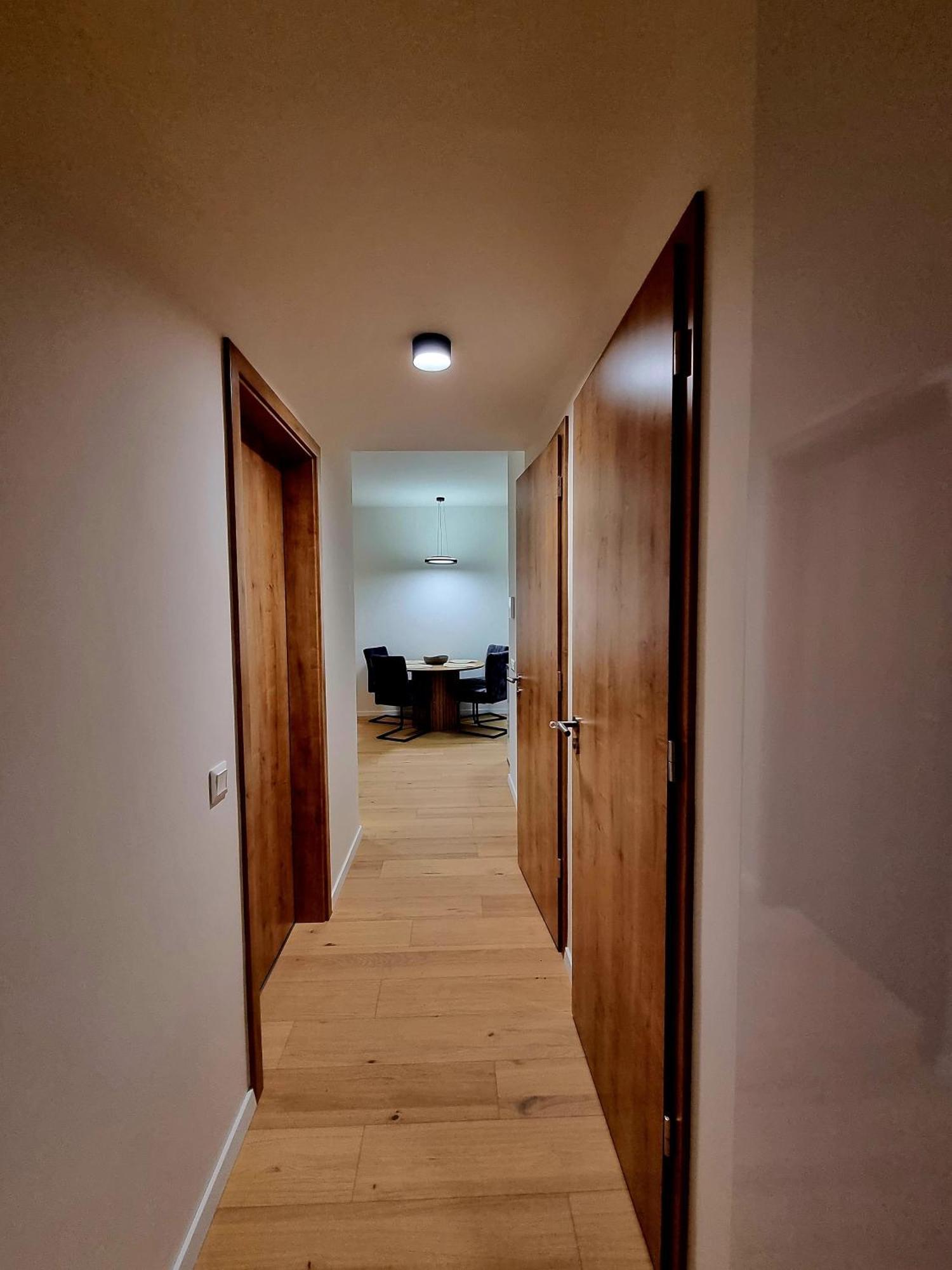 Brand New Luxury Flat, Big Balcony, Free Parking