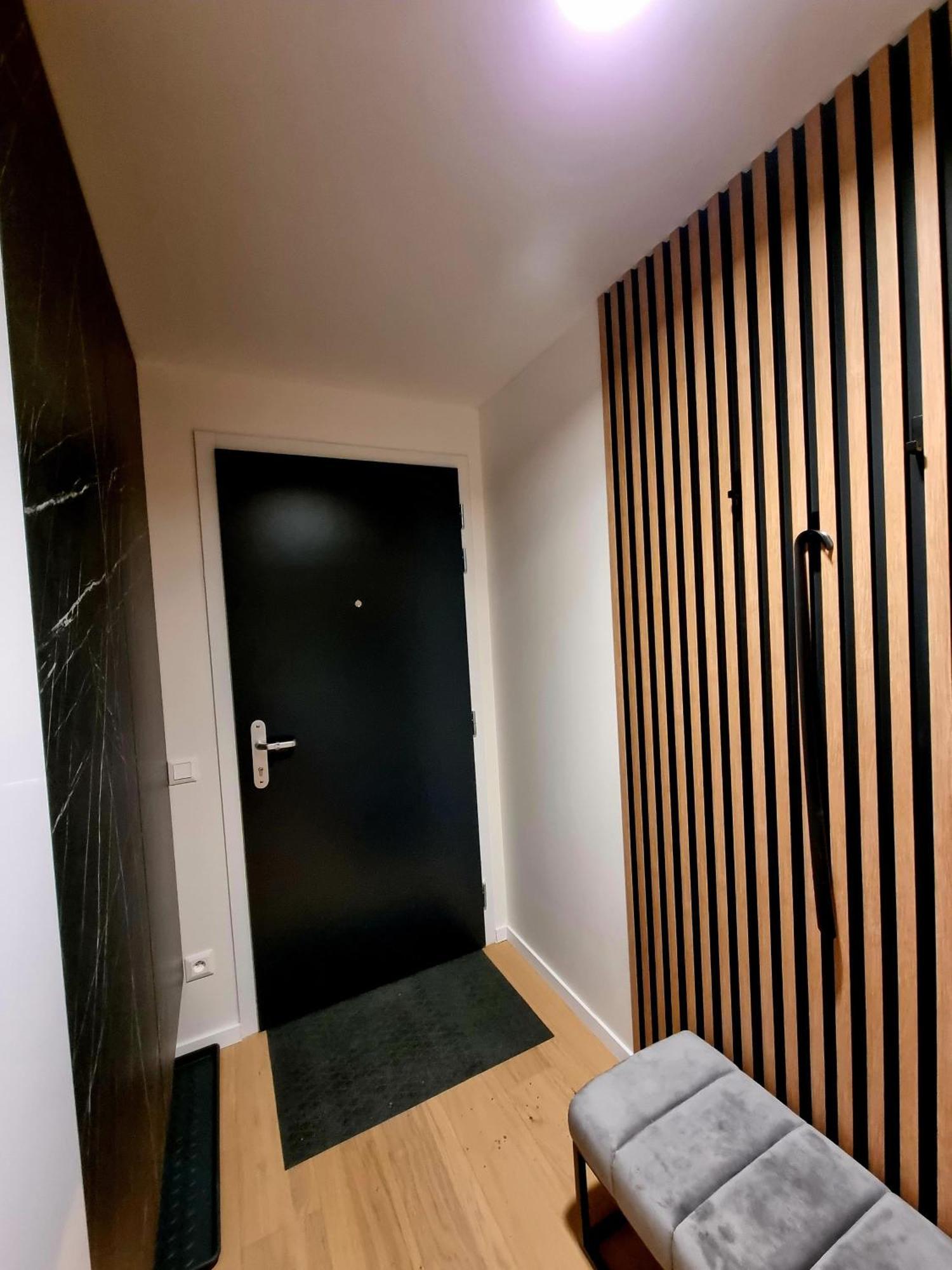 Brand New Luxury Flat, Big Balcony, Free Parking Apartamento Bratislava