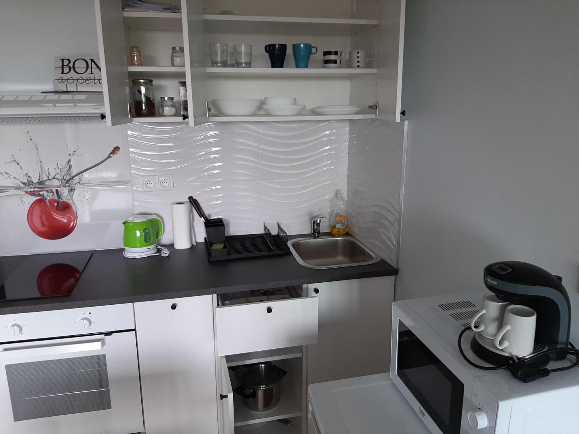 Cherry Apartment