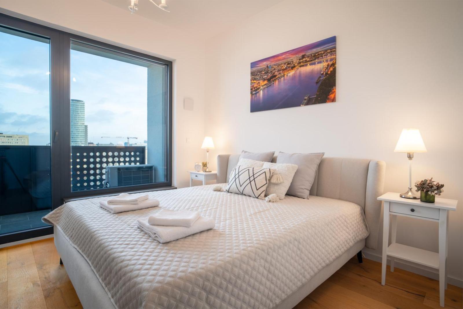 Unforgettable Old Town Apartment