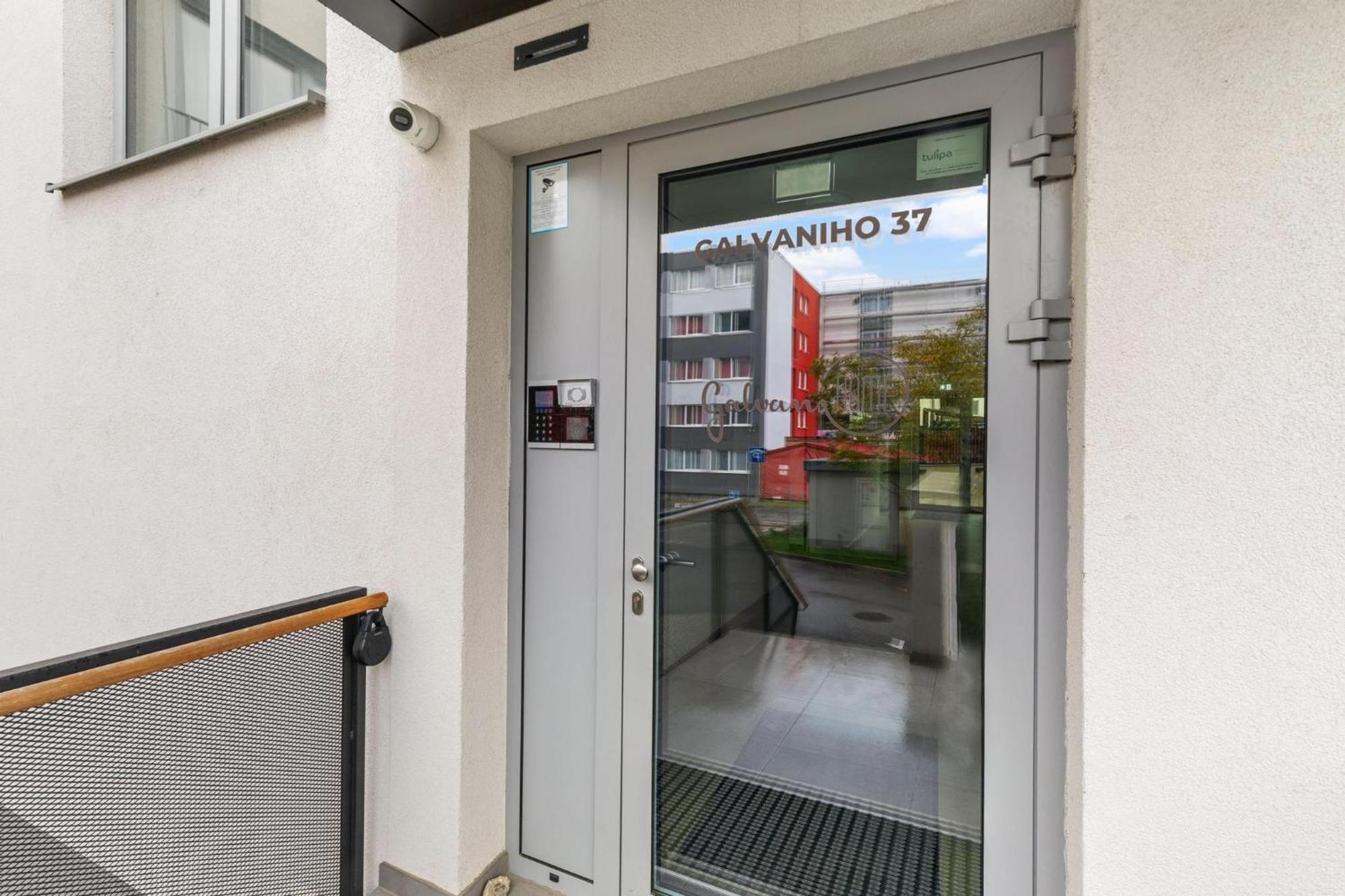 Ah Galvaniho Apartment *