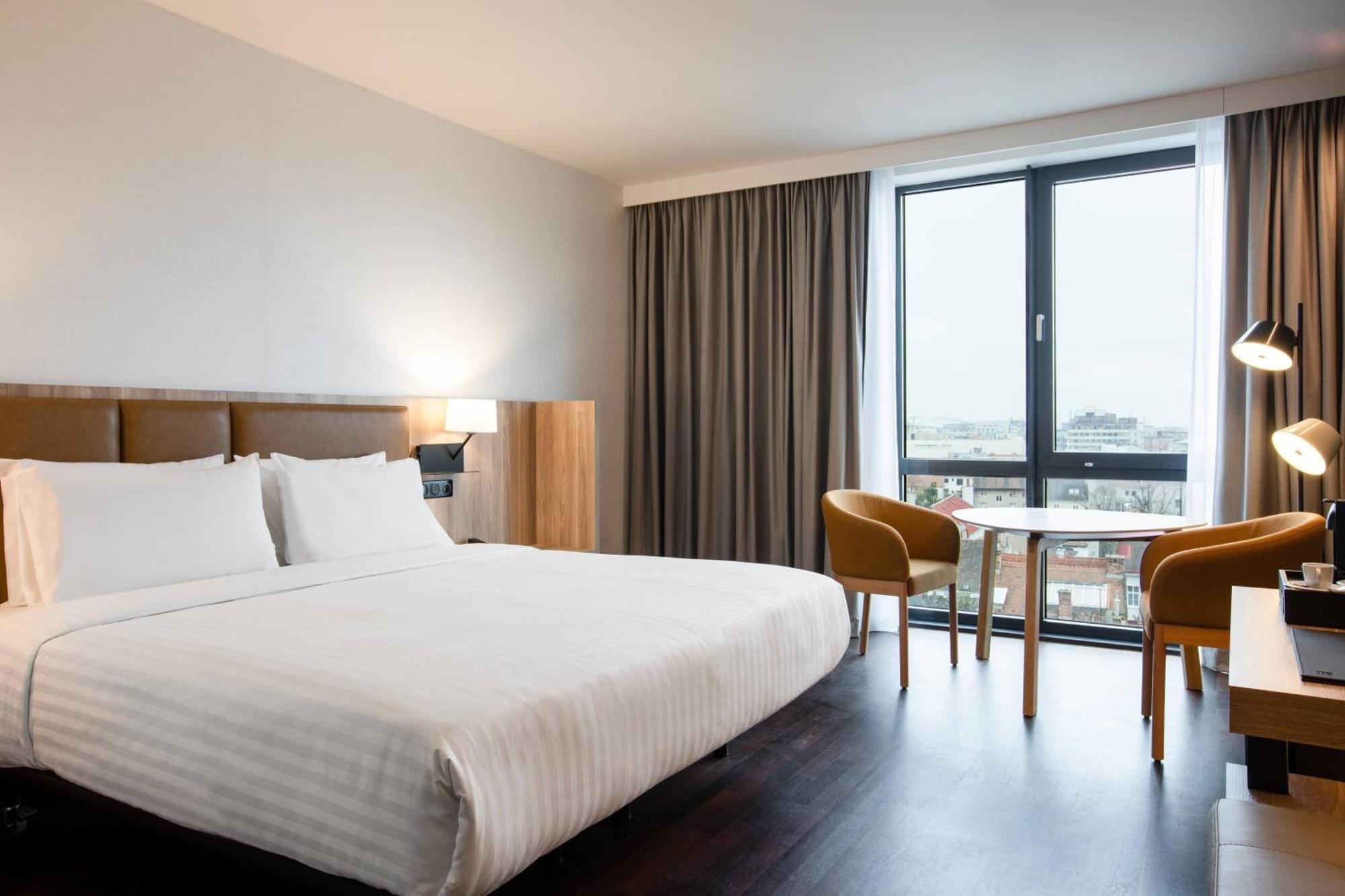 Ac By Marriott Old Town 4* Bratislava
