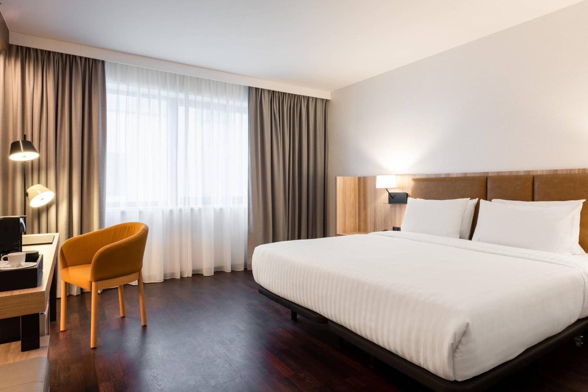 Ac By Marriott Old Town Bratislava