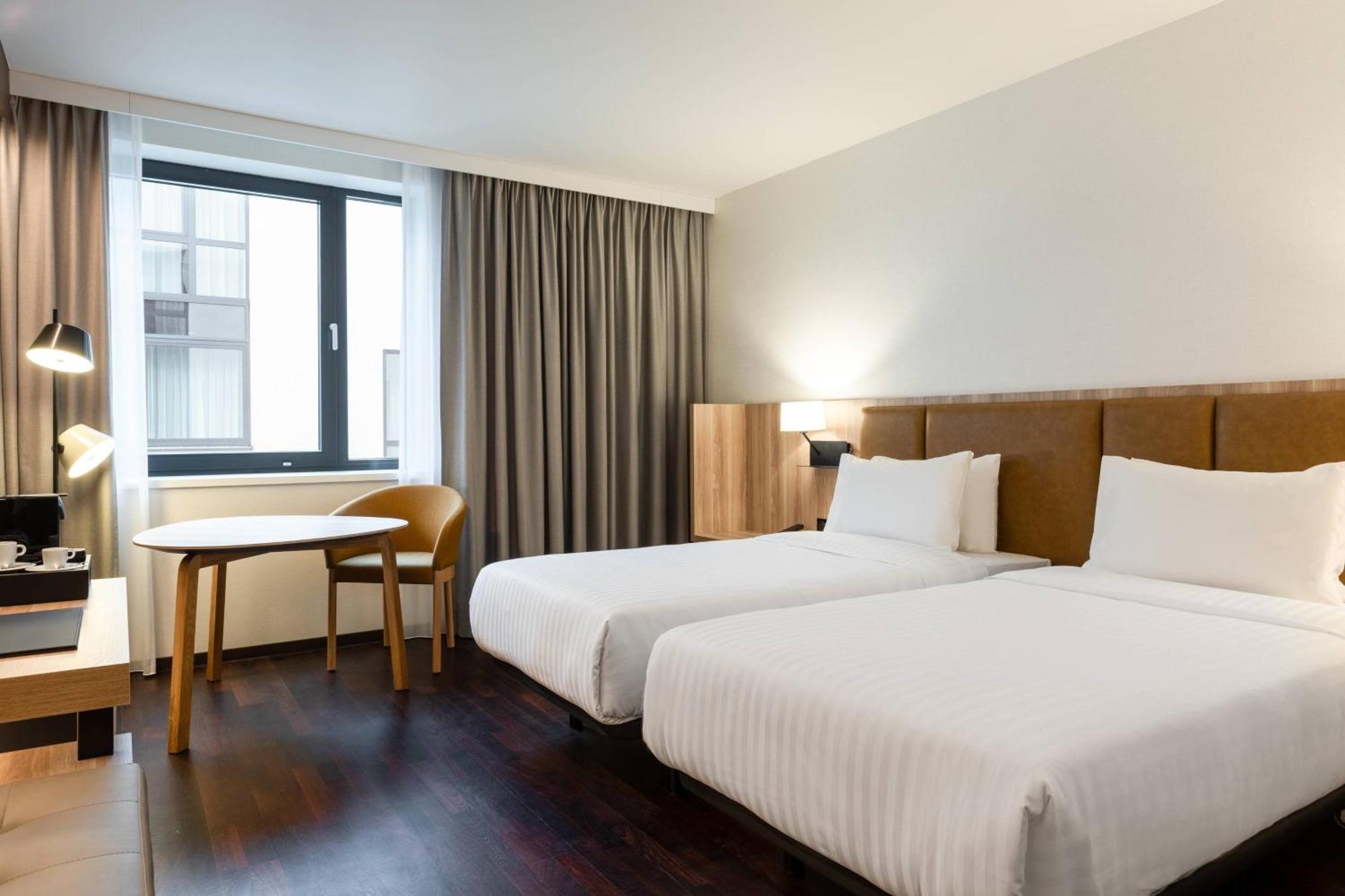 Hotel Ac By Marriott Old Town 4*