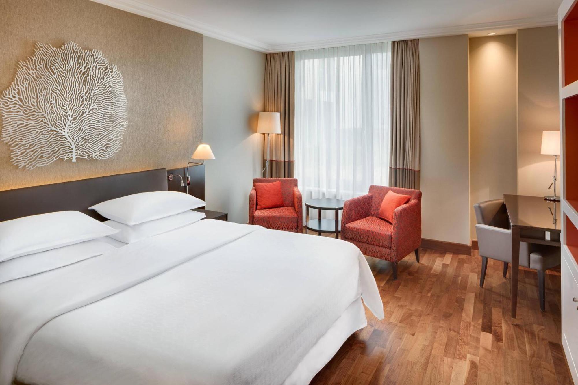Sheraton Hotel 5*