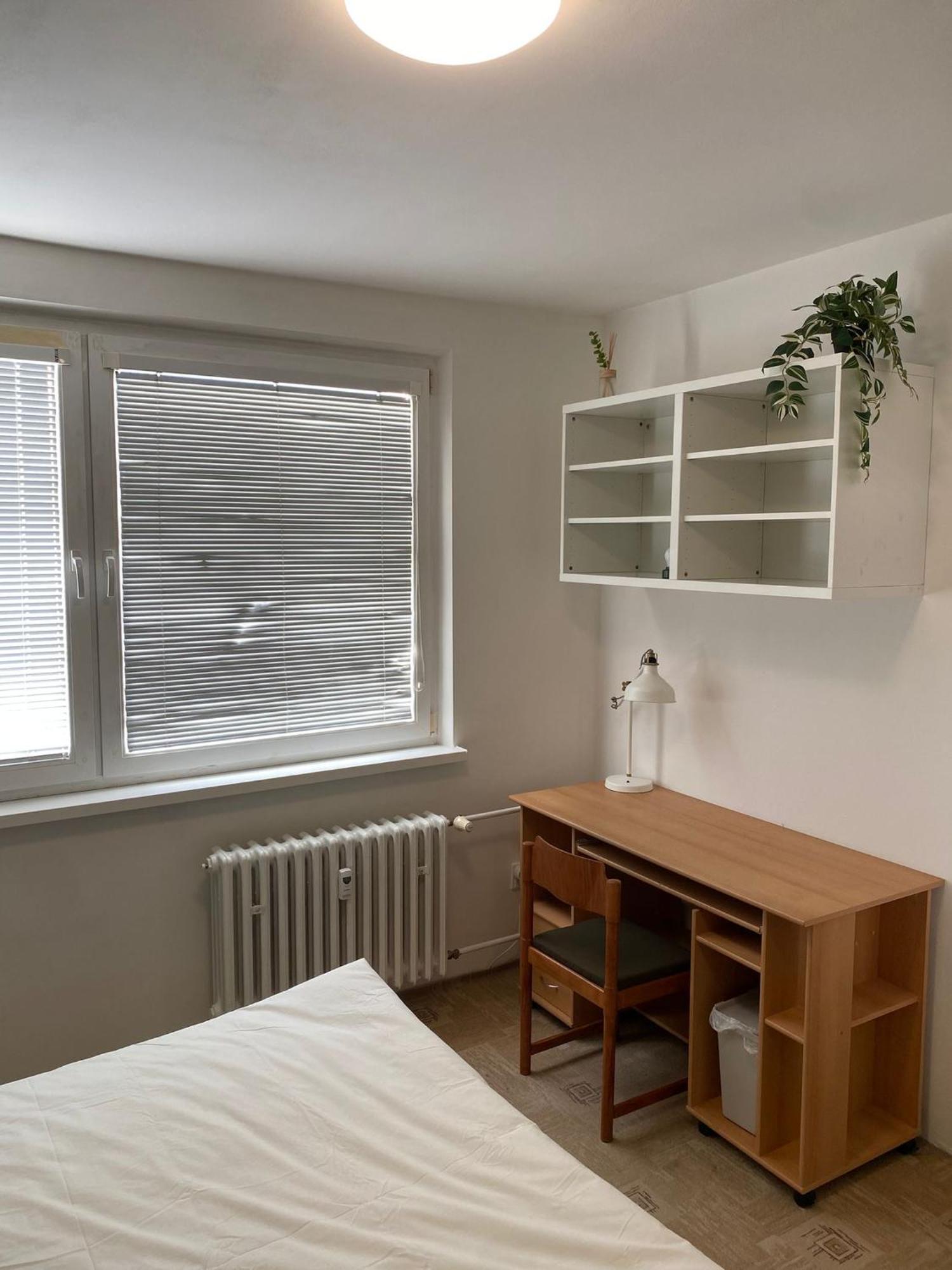 Homestay Cozy, Bright With Free Parking