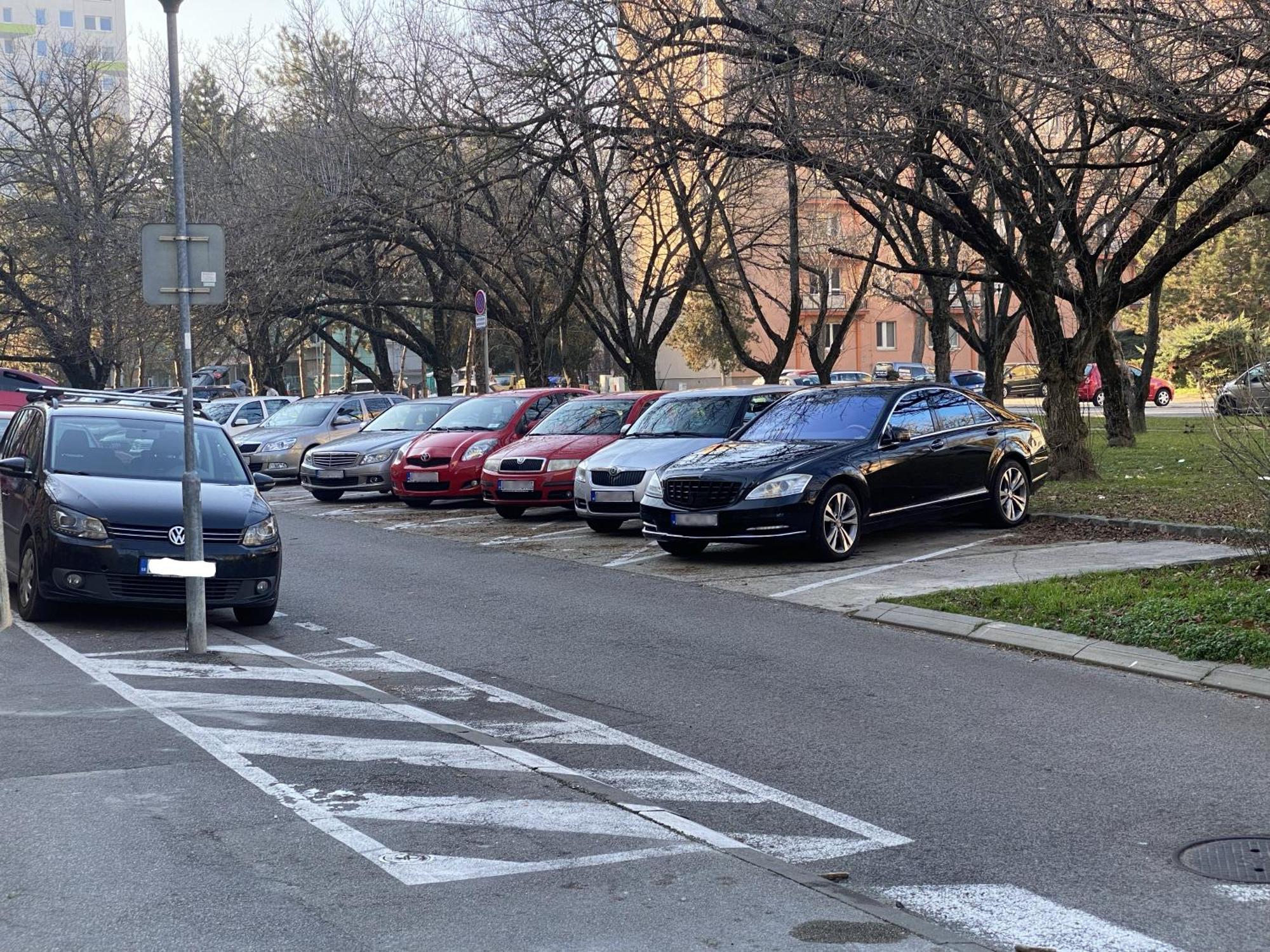 20 Minutes From Center W Coffee, Tea, Tv, And Parking Appartamento *