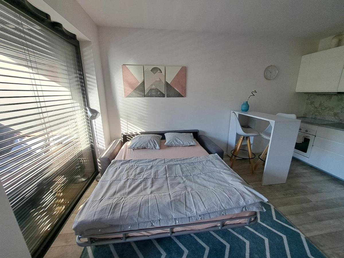 Apartment Modern In Location