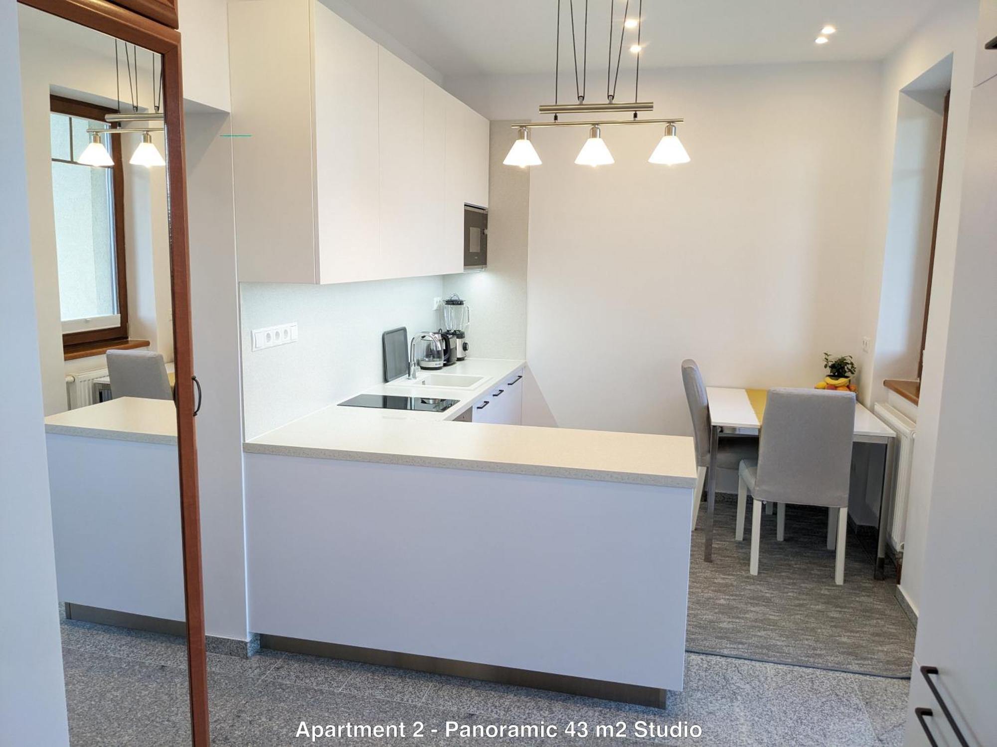 Clearvuehome Slavin Apartment