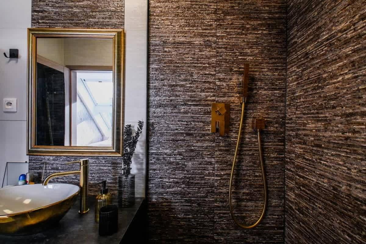 Luxury In The Center Appartamento Bratislava