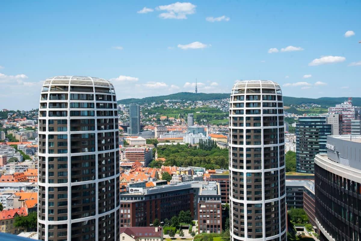 Apartment Luxury 1bdrm On The 28th Floor Bratislava