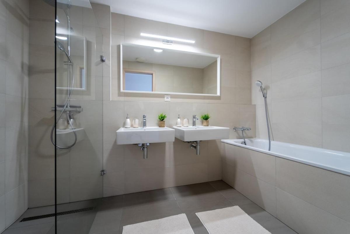 Apartment Skypark Cozy Vervehome Bratislava