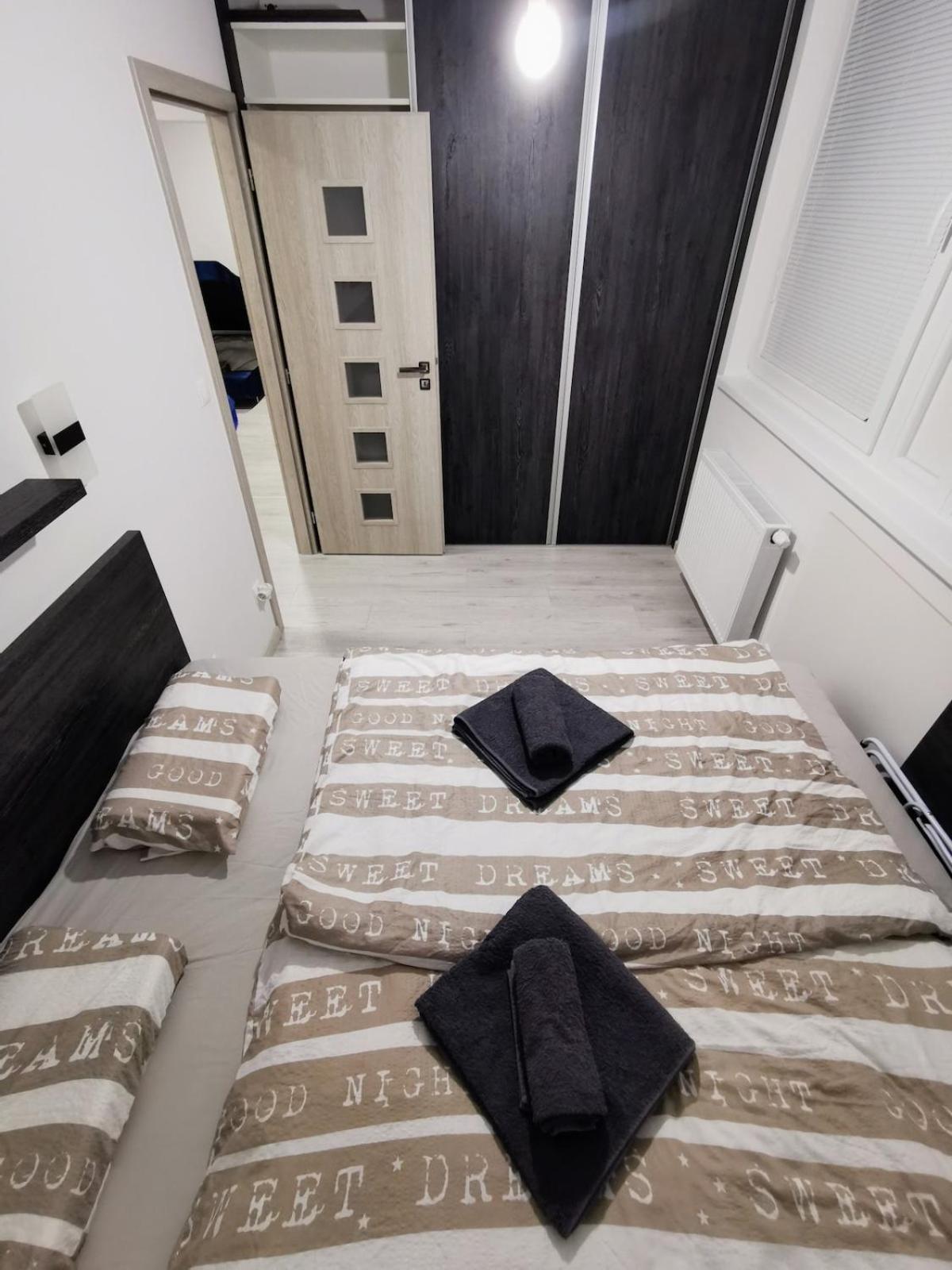 Apartment Halovaa *