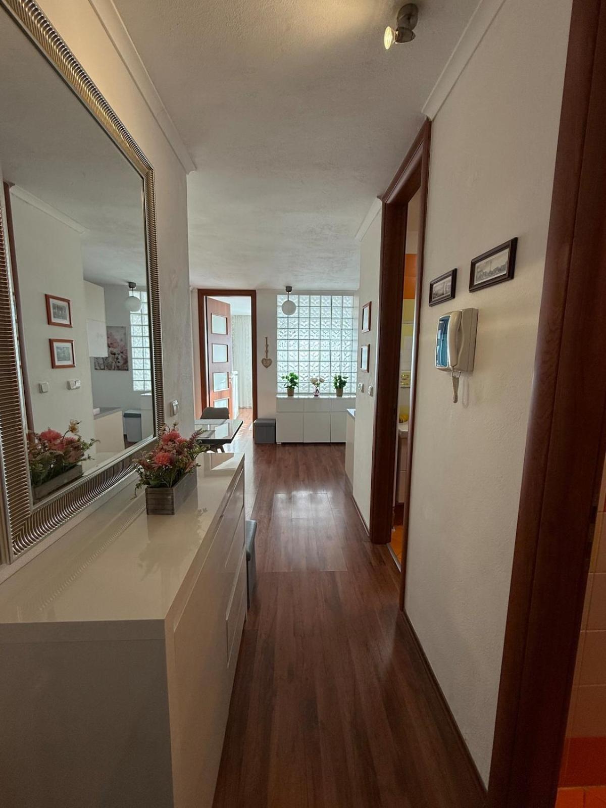 Alex Apartment
