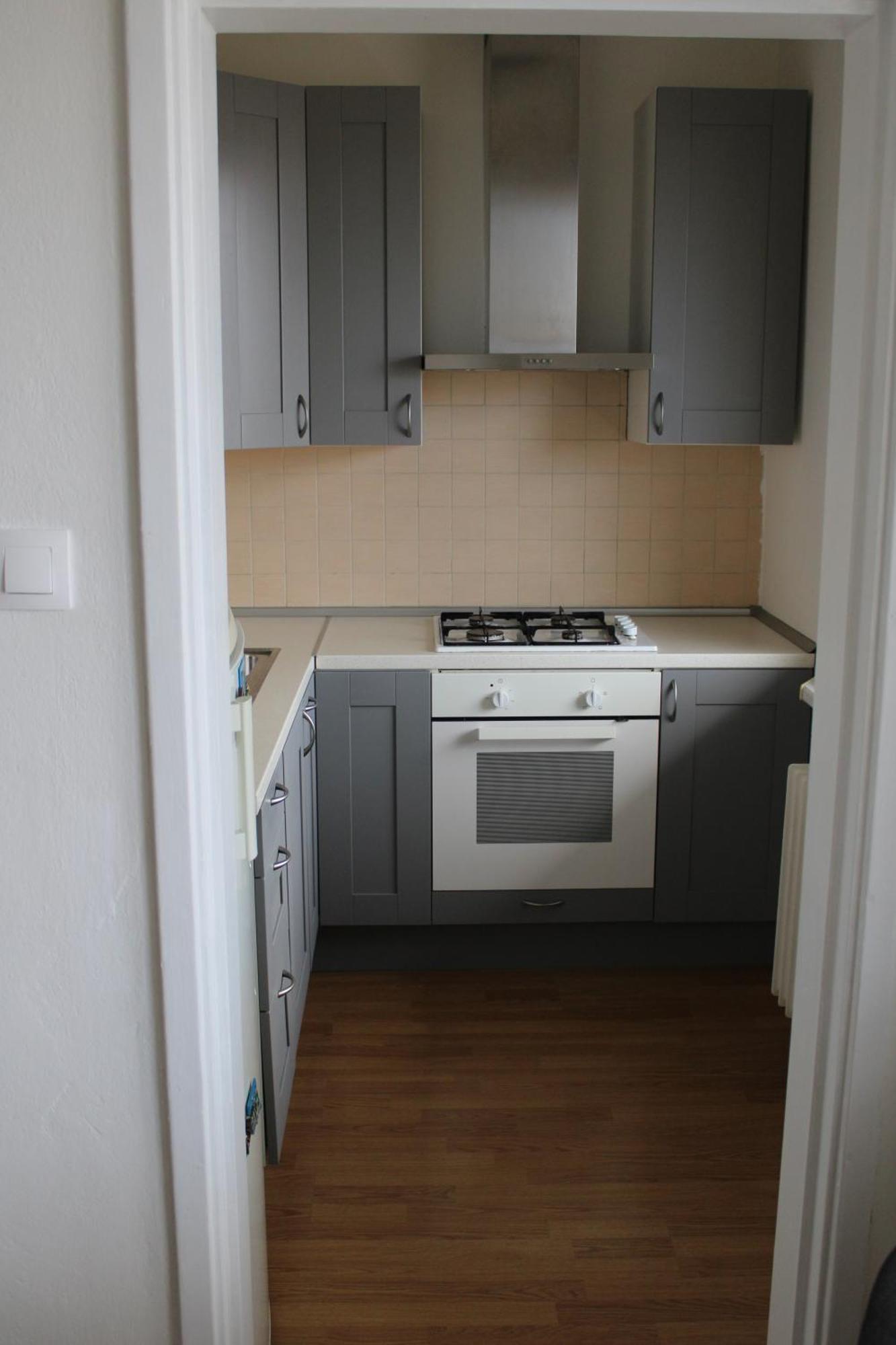 Peaceful Relaxation - Free Parking Apartment *
