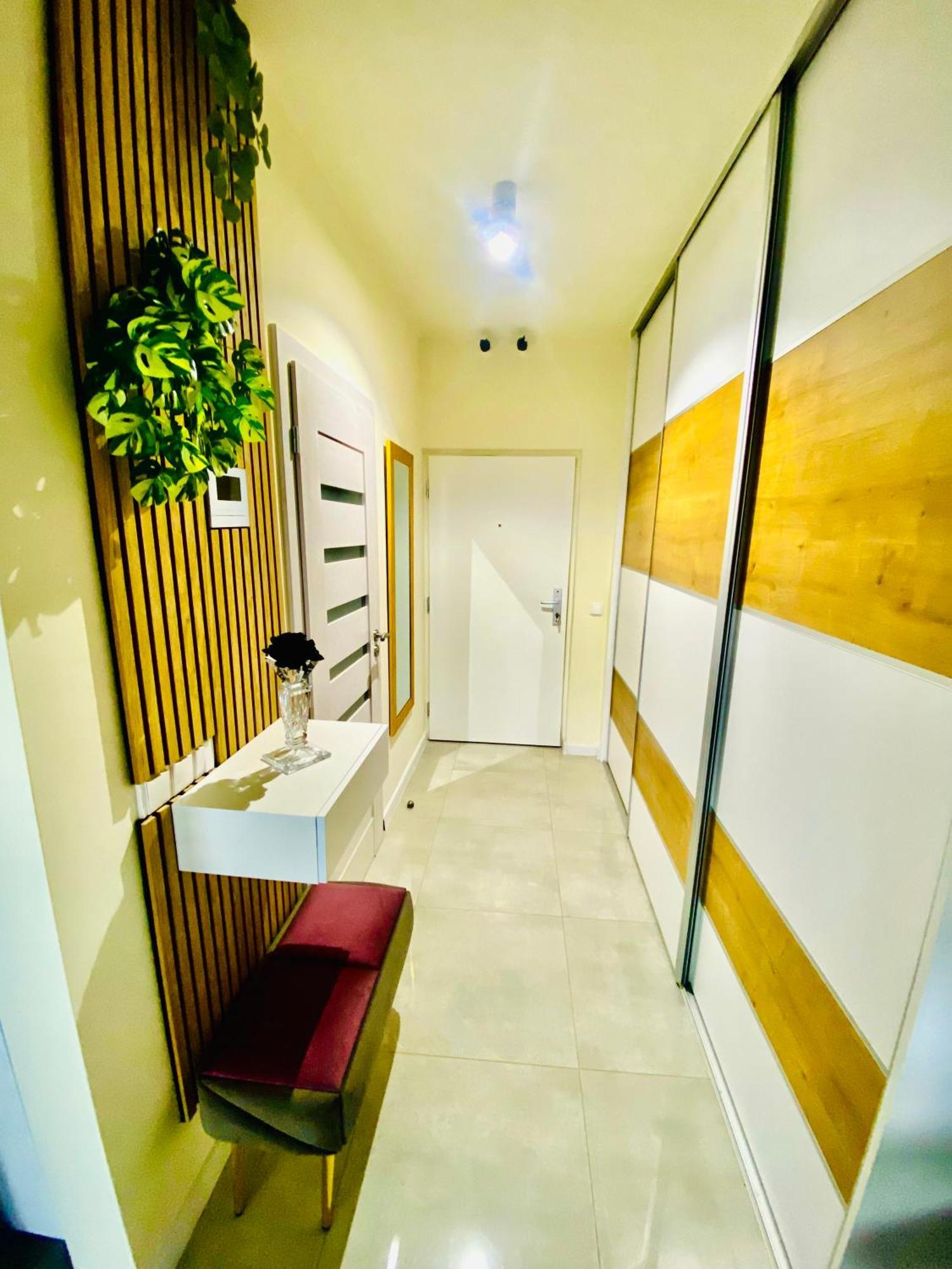 Apartment Tehelne Pole, Bajkalska 2e *