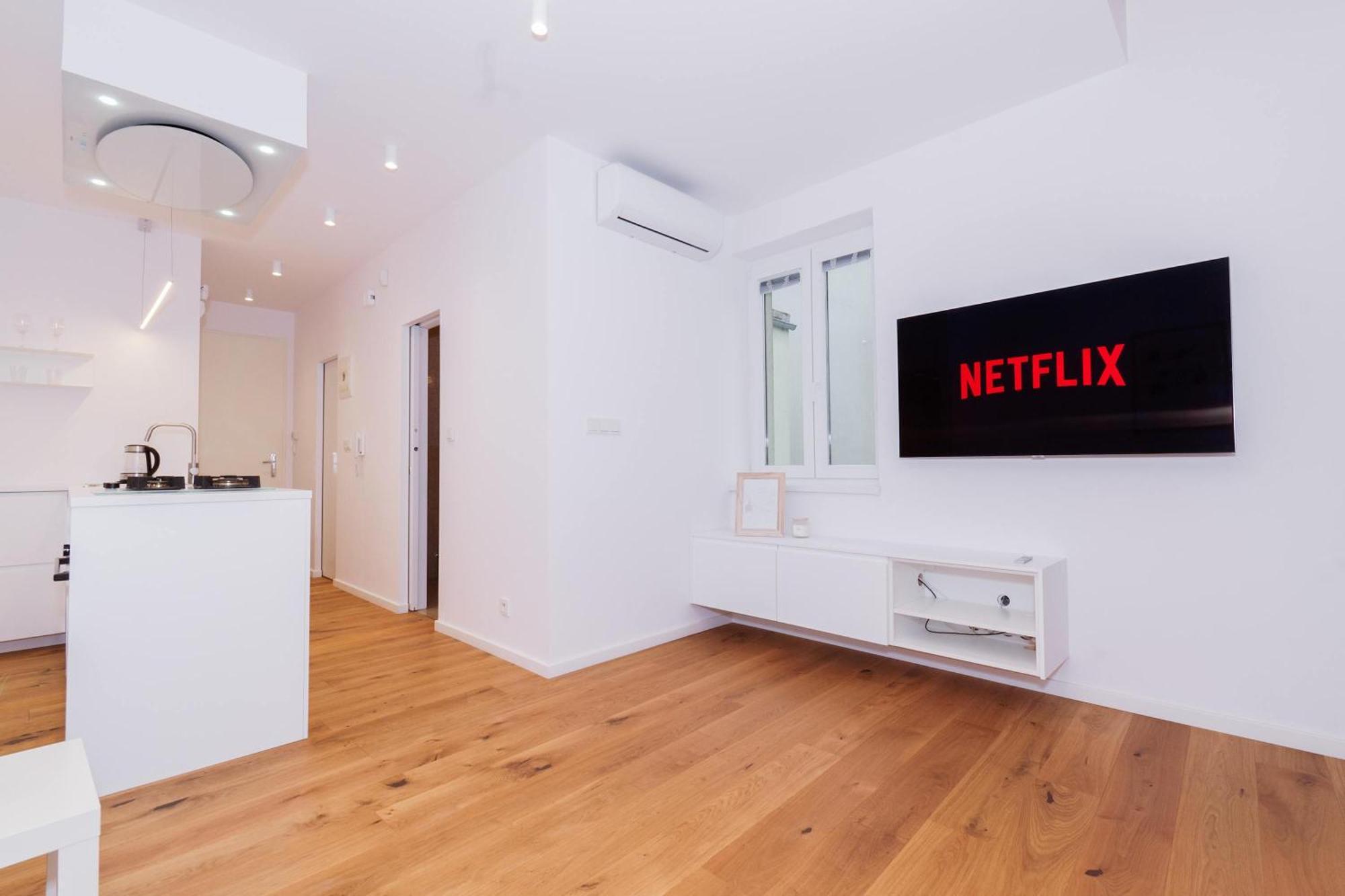 Minimalist Scandi - Cozy & Stylish Apartment Bratislava