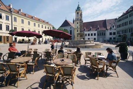 1-bedroom Floor In Heart Of Old Town Apartment Bratislava