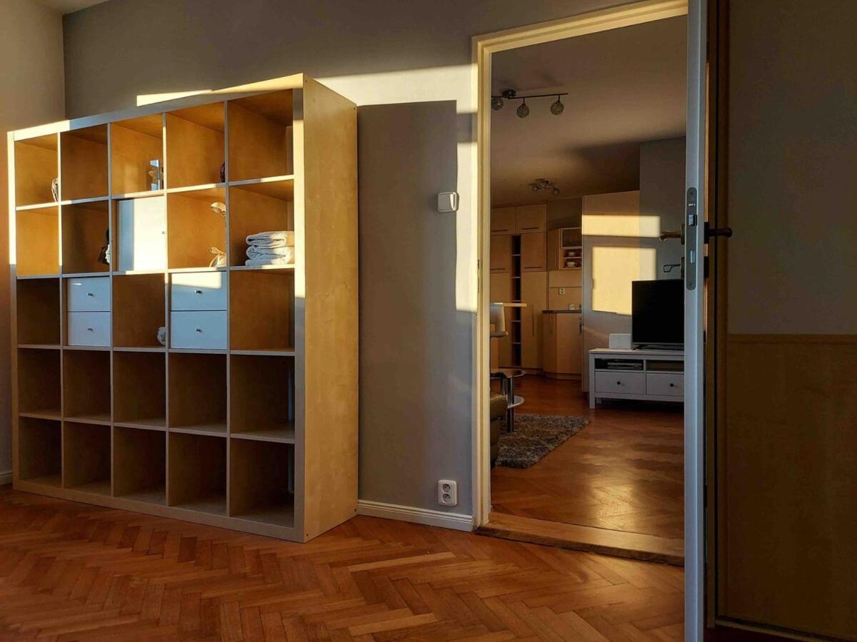 Apartment 1-bedroom Floor In Heart Of Old Town Bratislava