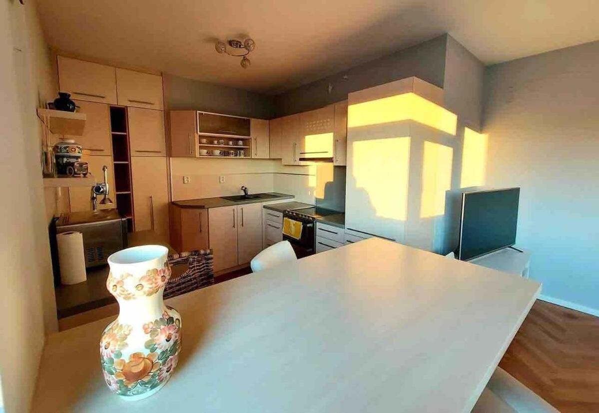 Apartment 1-bedroom Floor In Heart Of Old Town Bratislava