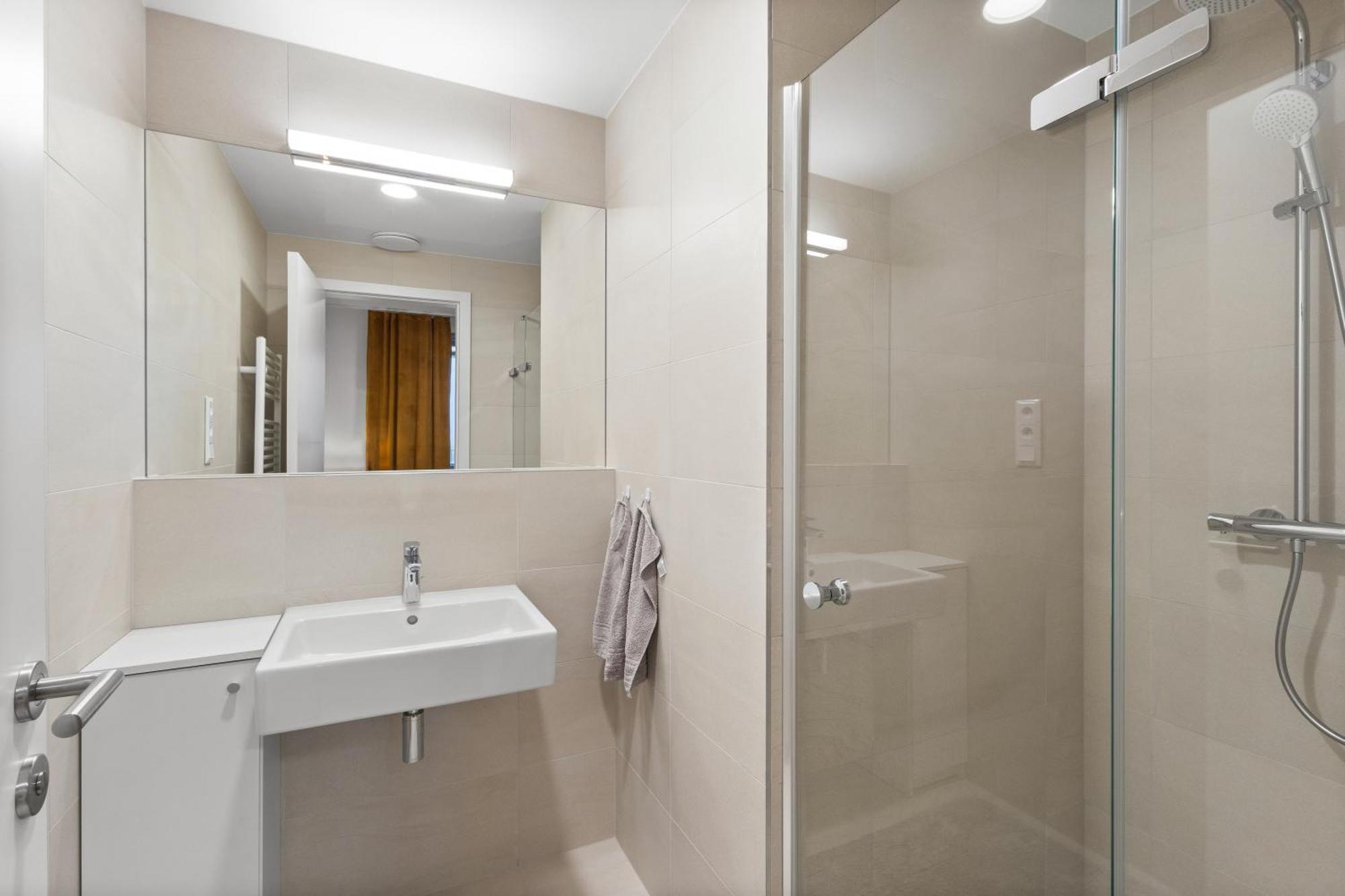 Skypark, Luxusny S Parkovanim Vo Vyske Apartment