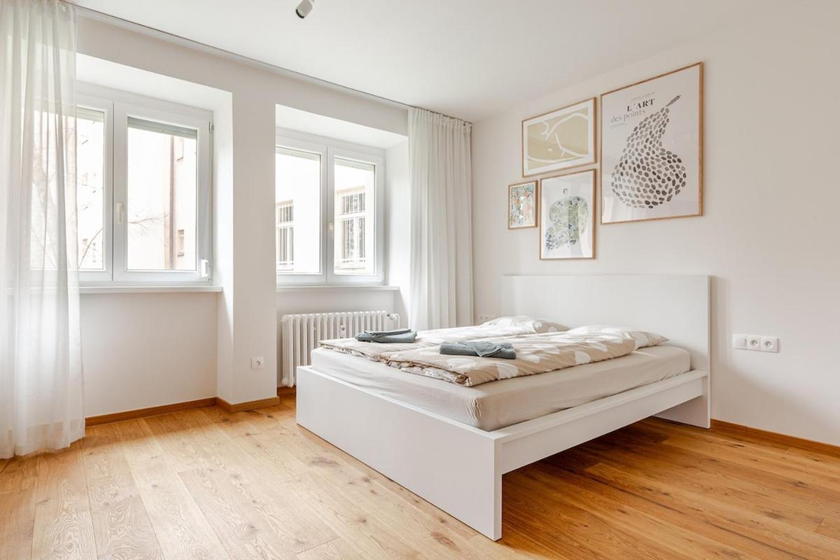 Apartment Newly Renovated 1-room In Historic Center Bratislava
