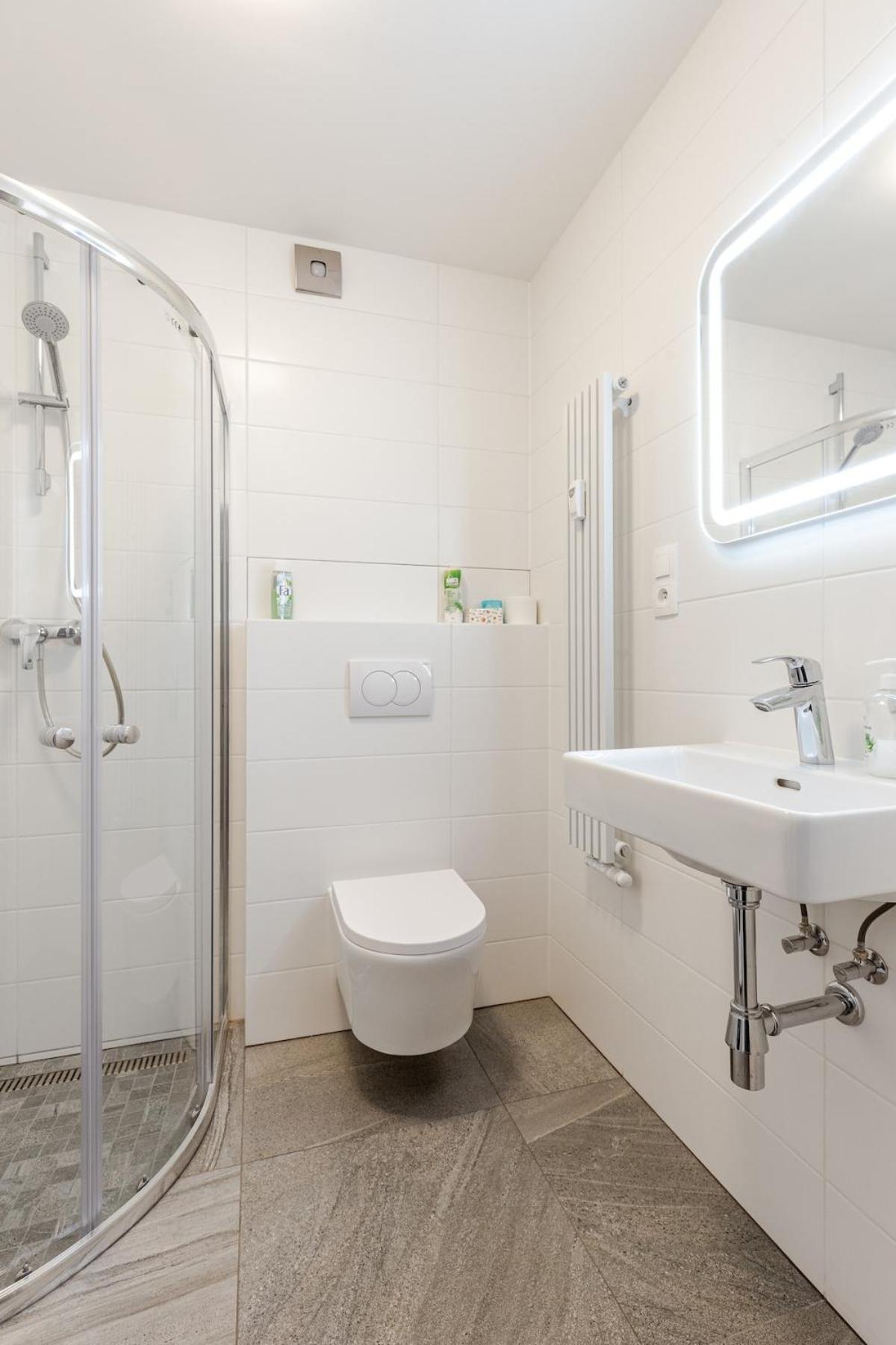Apartment Newly Renovated 1-room In Historic Center *