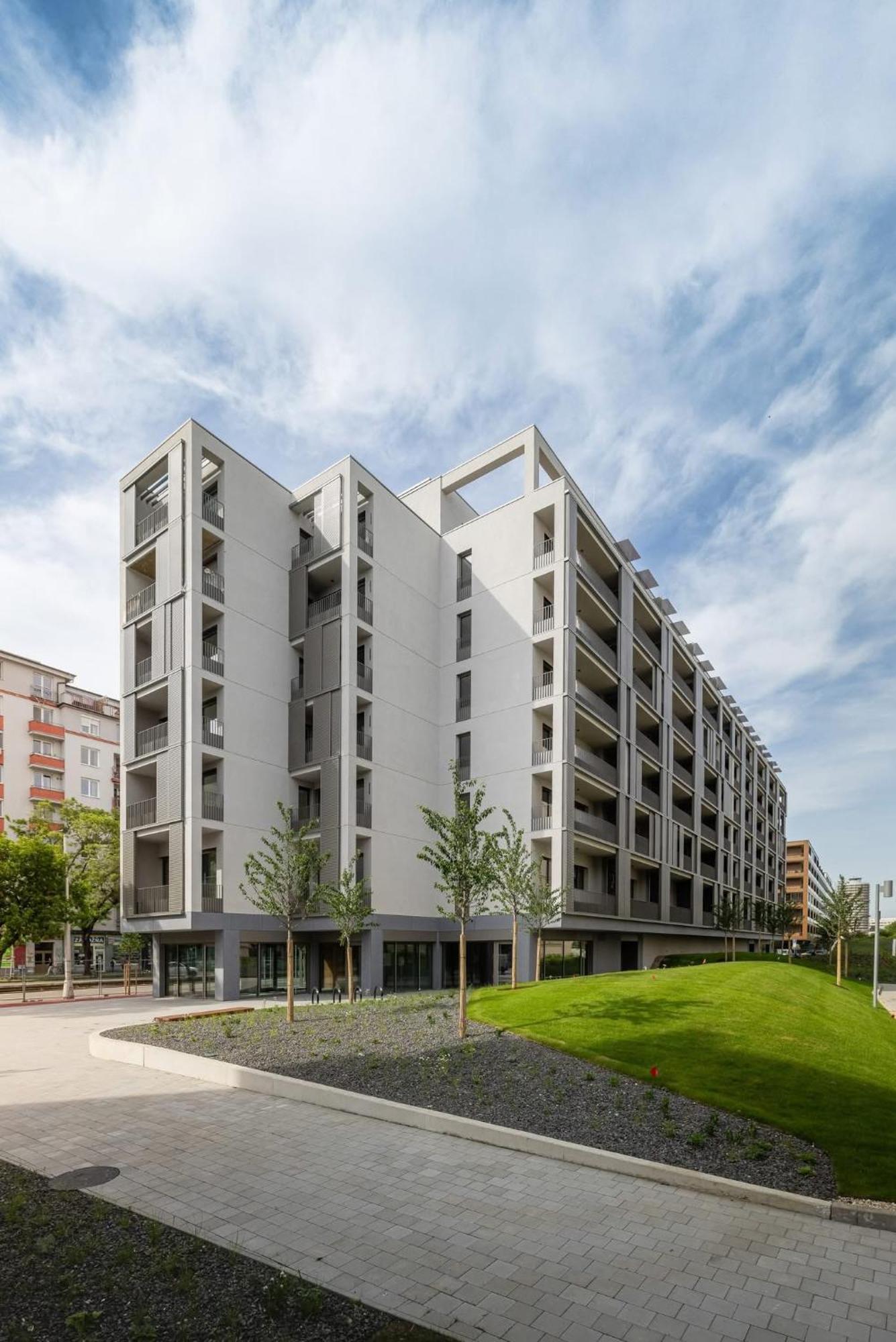 Cloud 9 Pri Myte Elegance - Brand New With Free Parking Apartment Bratislava