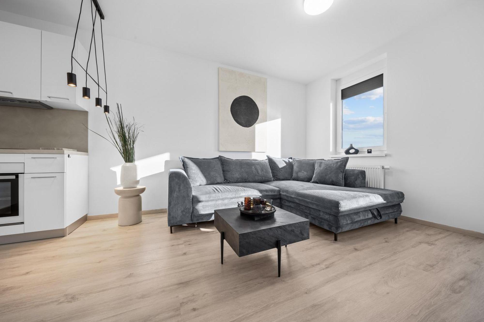 Modern 2-bedroom In The Heart Of Apartment