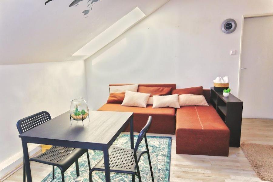 Homestay B Private In Center In *