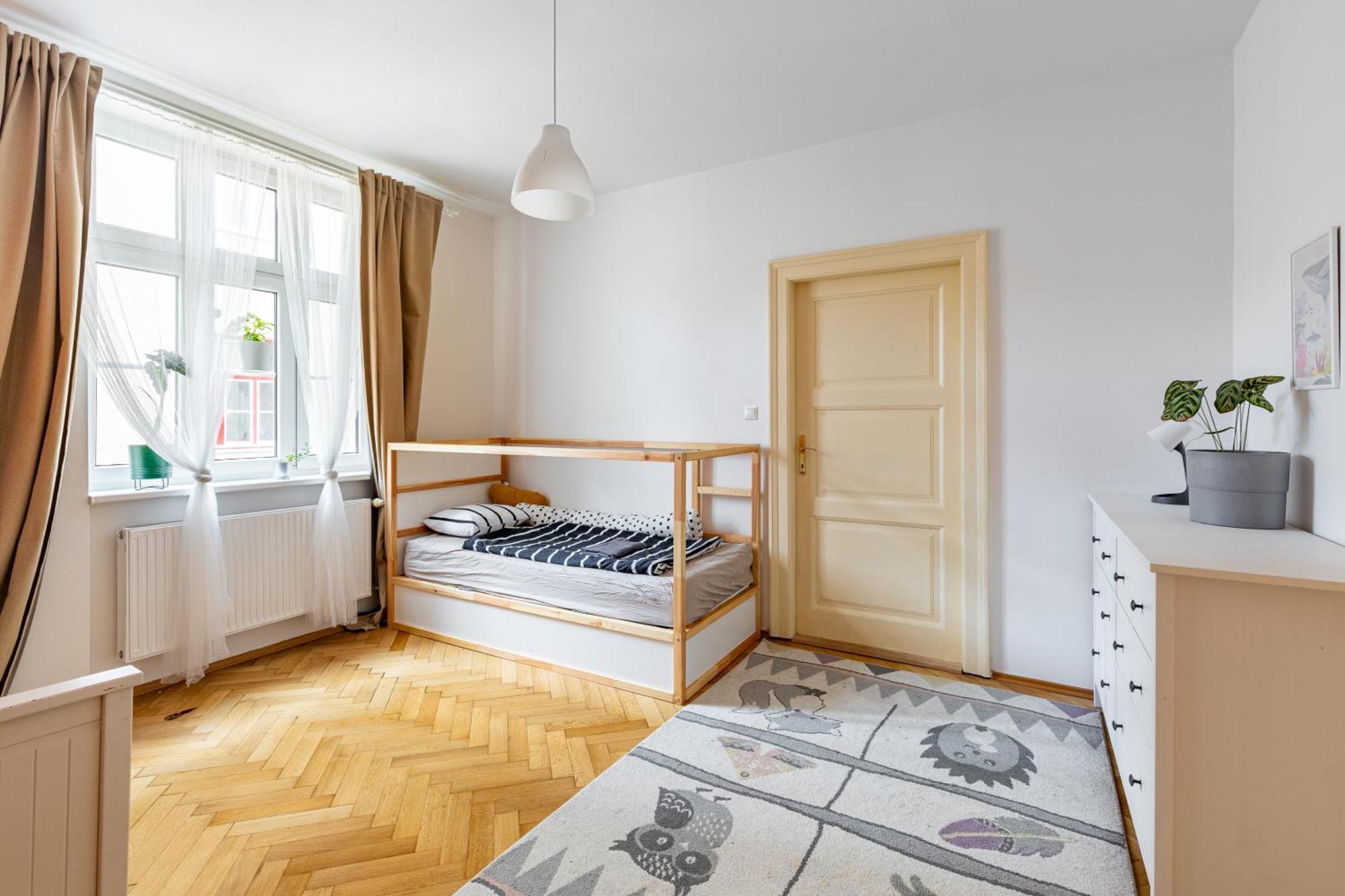 Cozy In Historic Apartment Bratislava