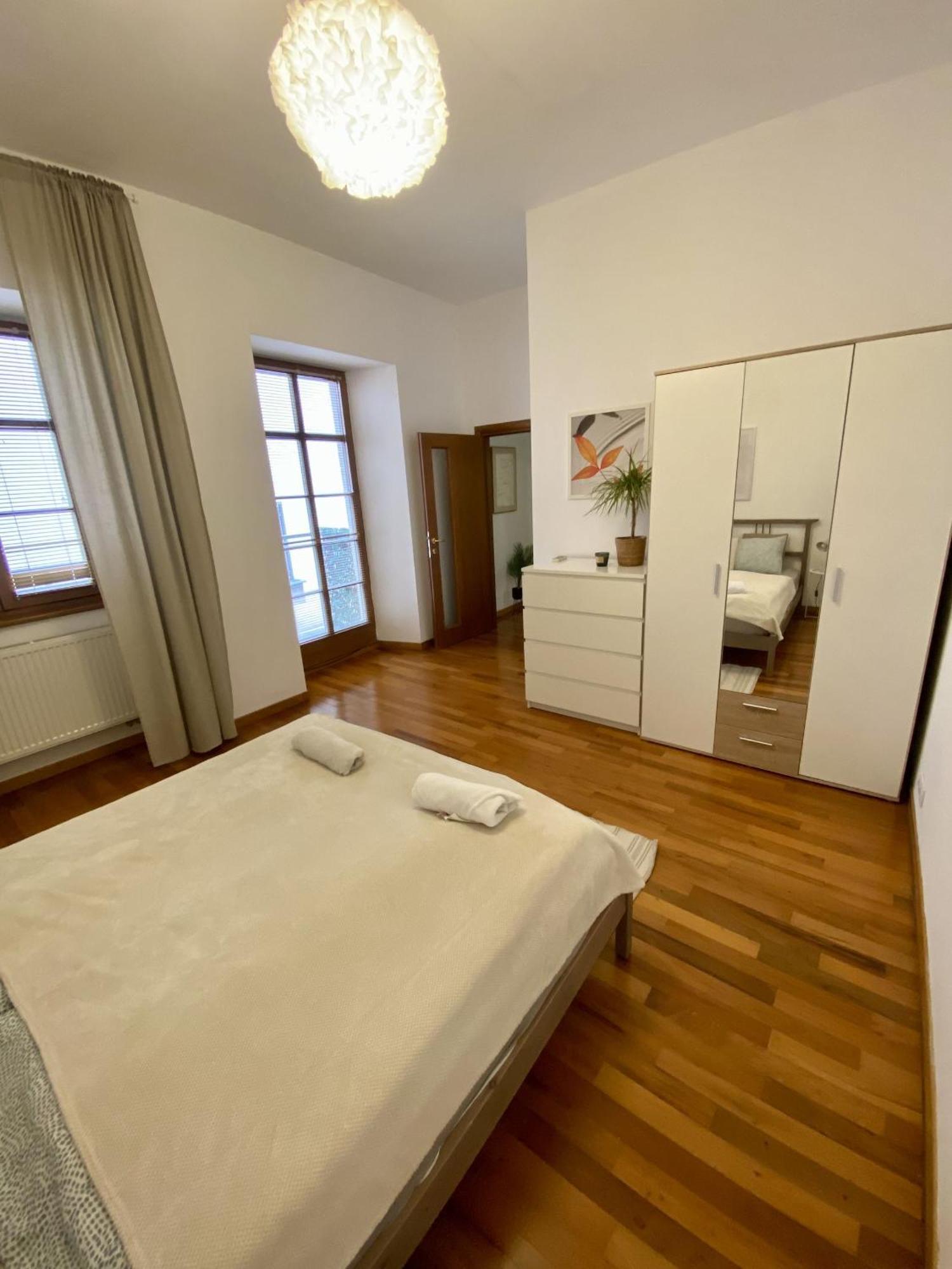 Apartment Vera - Old Town, Ac, Balcony *