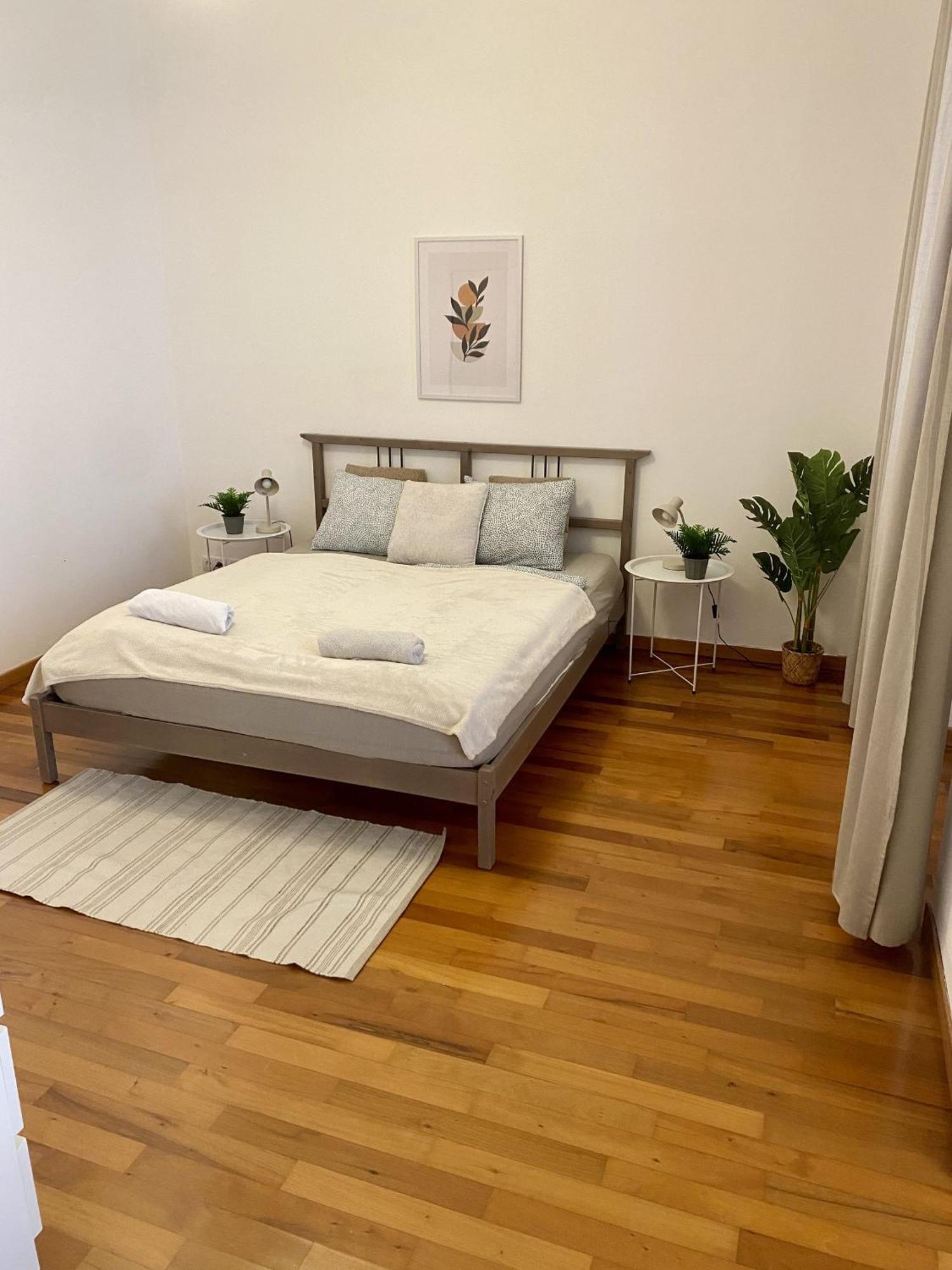 Vera - Old Town, Ac, Balcony Apartment Bratislava