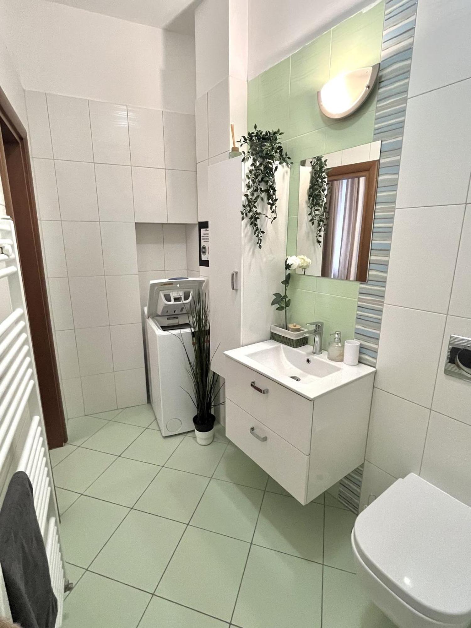 Vera - Old Town, Ac, Balcony Apartment
