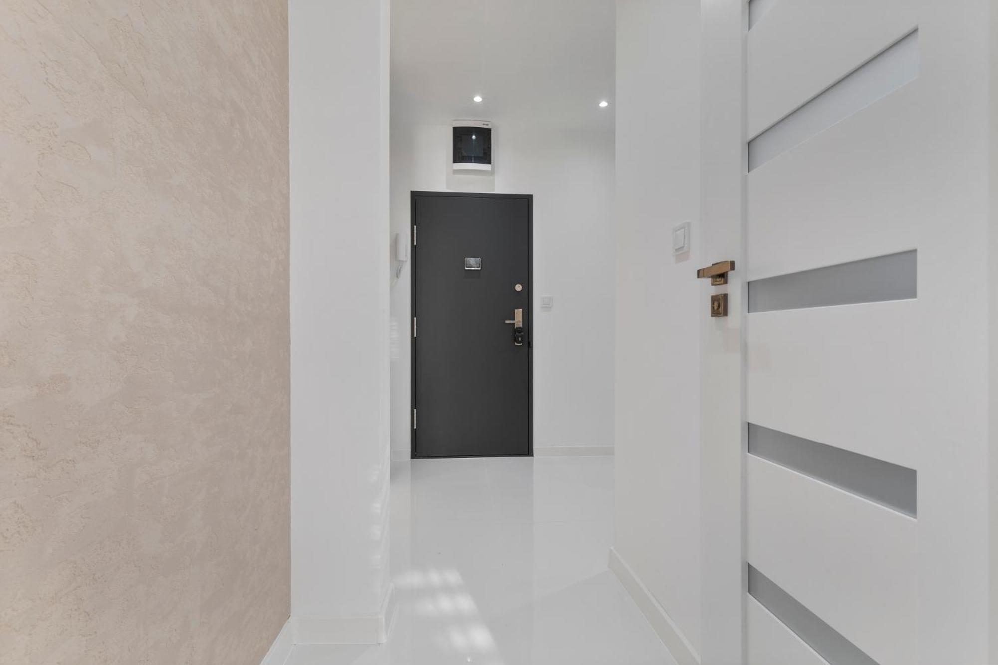Apartment Elegant 1br With Ac Bratislava