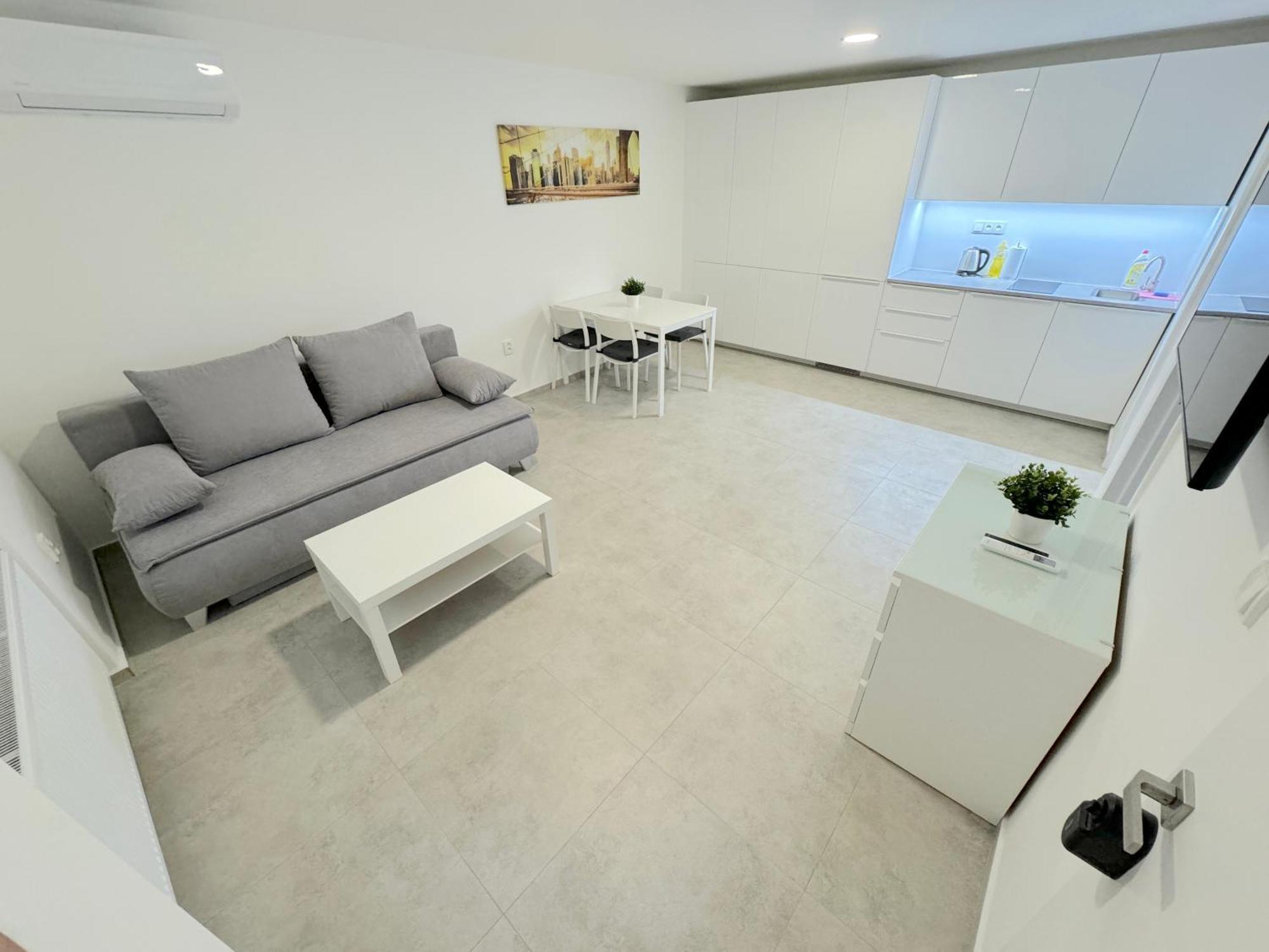 Krasny - 2 V Srdci Centra Apartment *