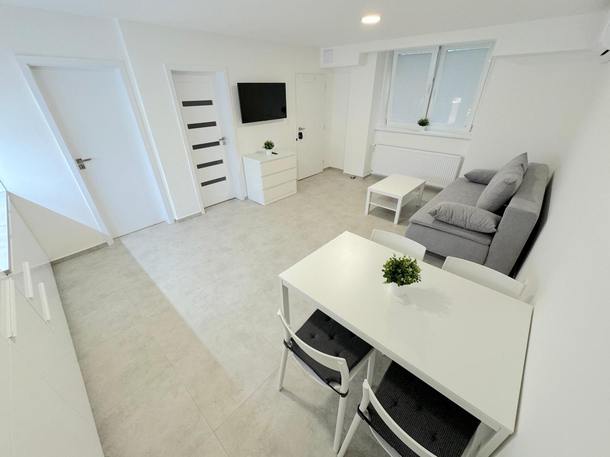 Krasny - 2 V Srdci Centra Apartment