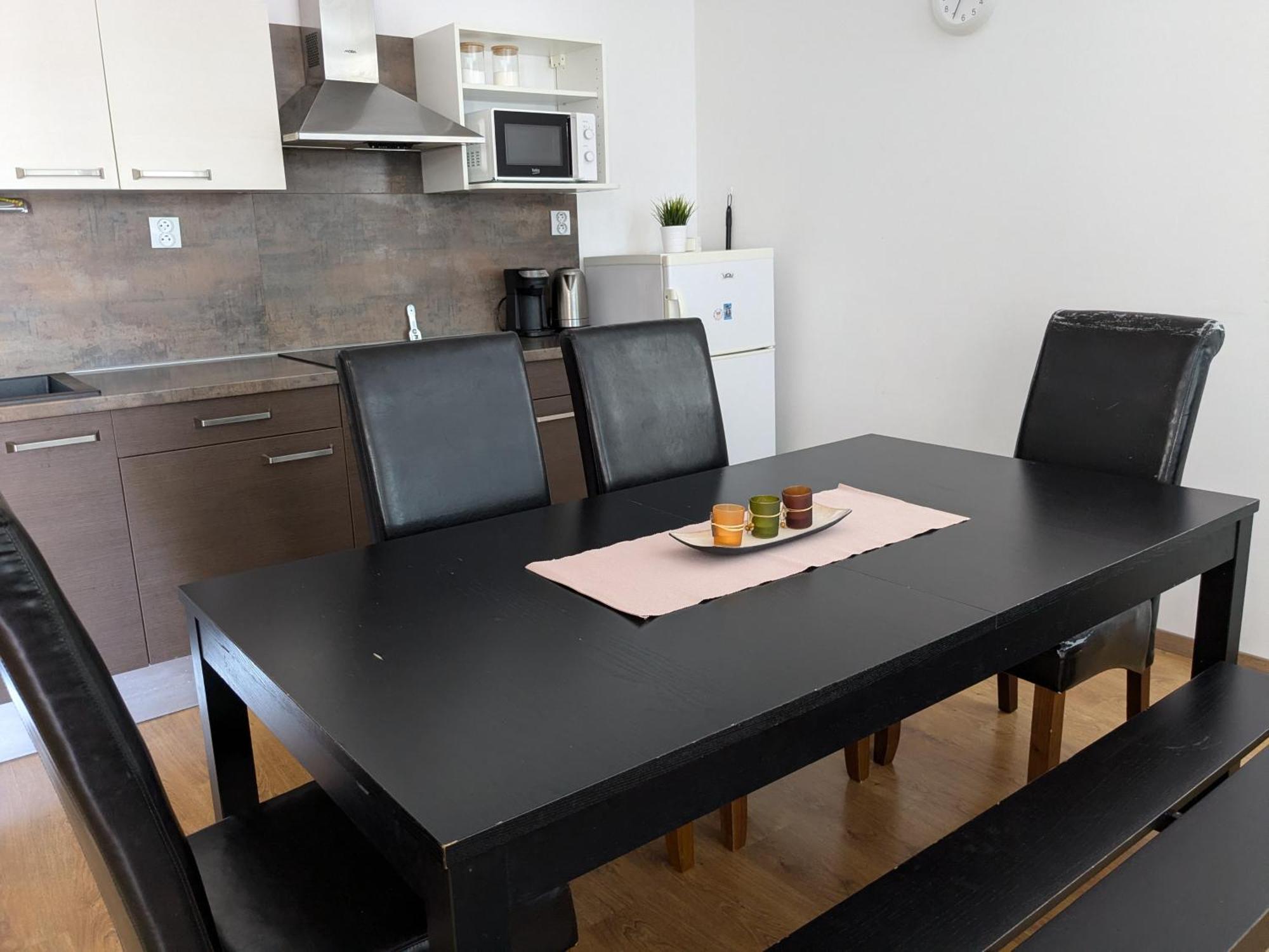 Apartment & Parking *