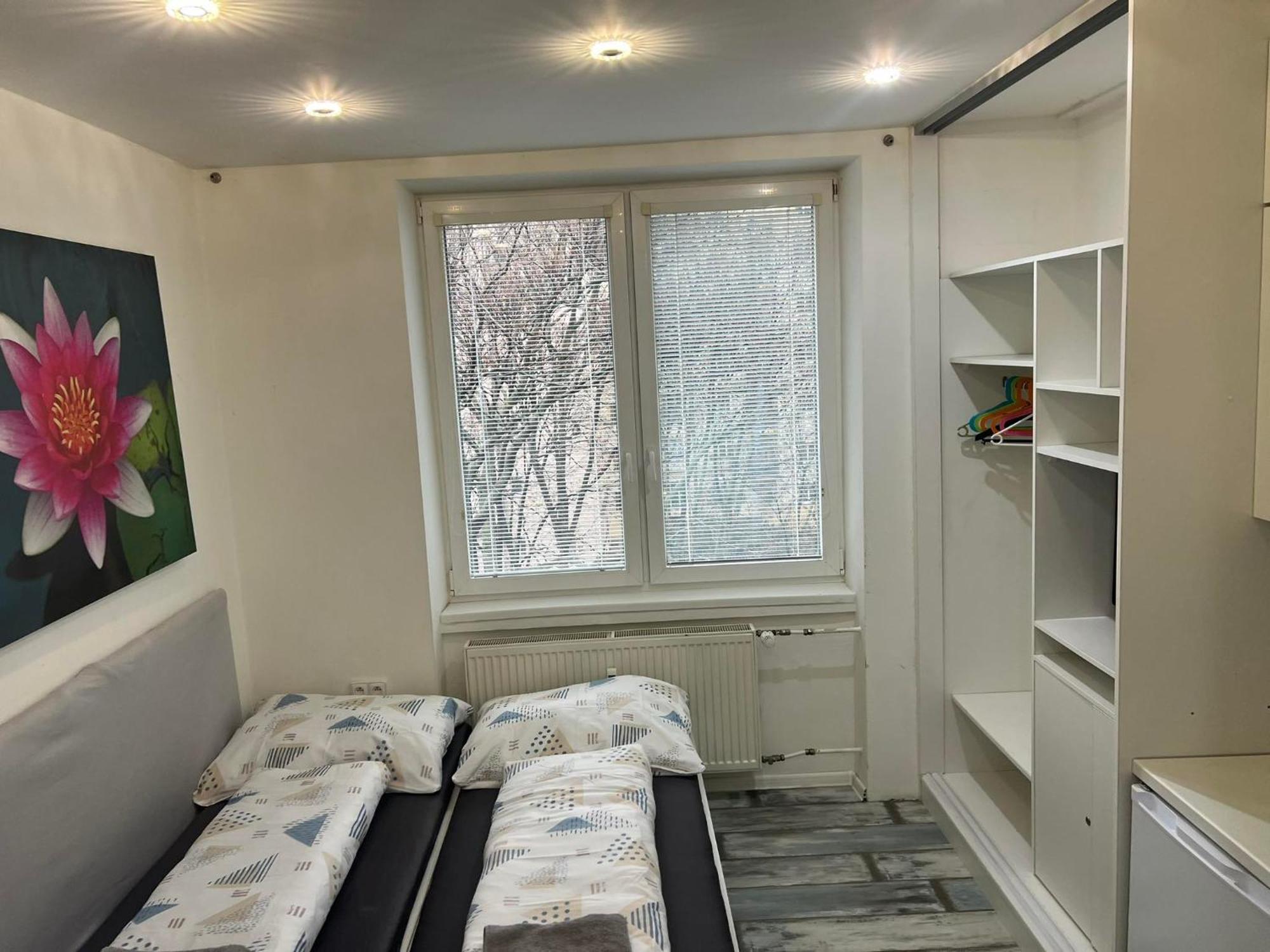 White Apartment, Kraskova 2,