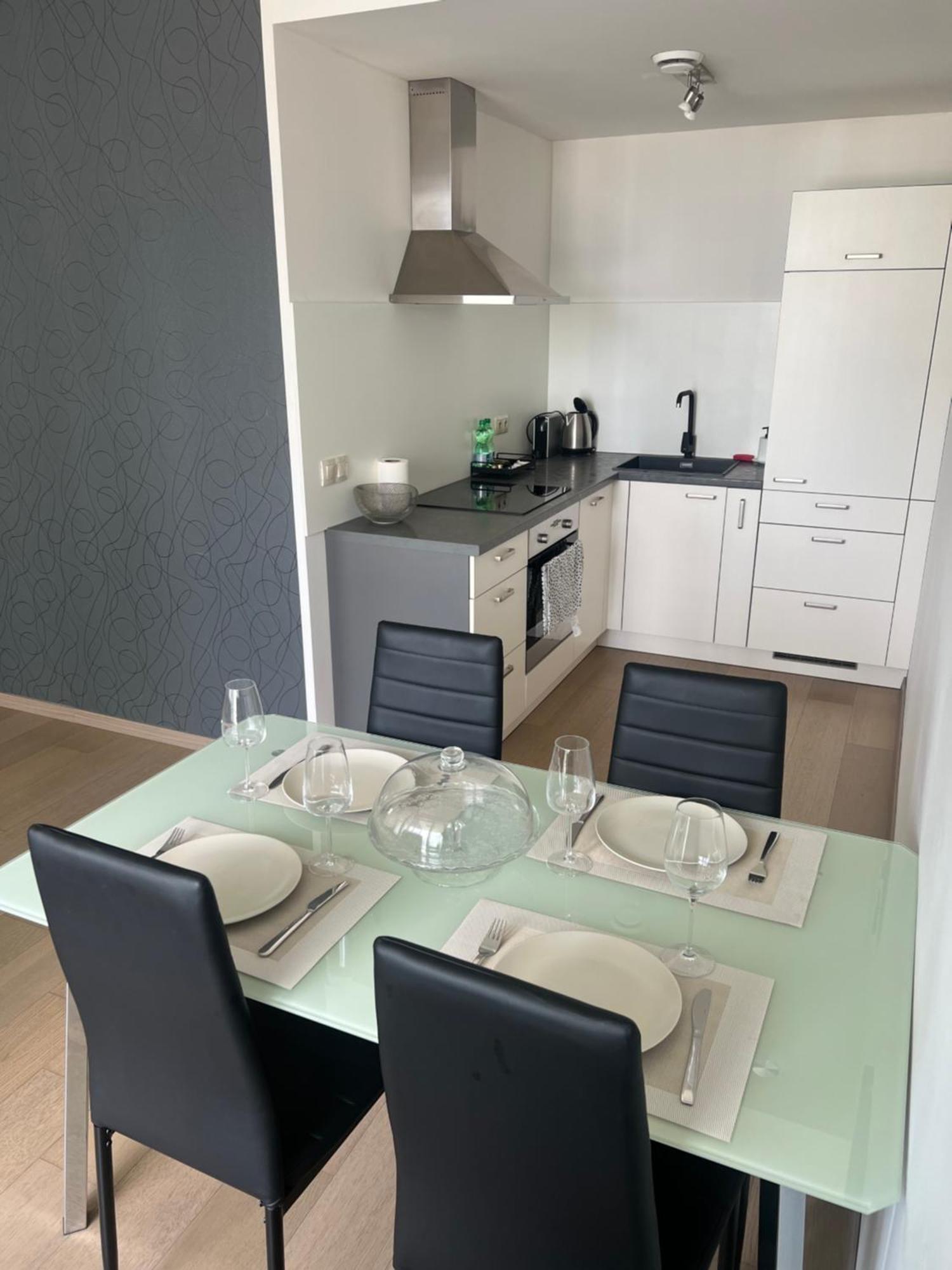Apartment Skau Panorama Family & Business View Free Parking Bratislava