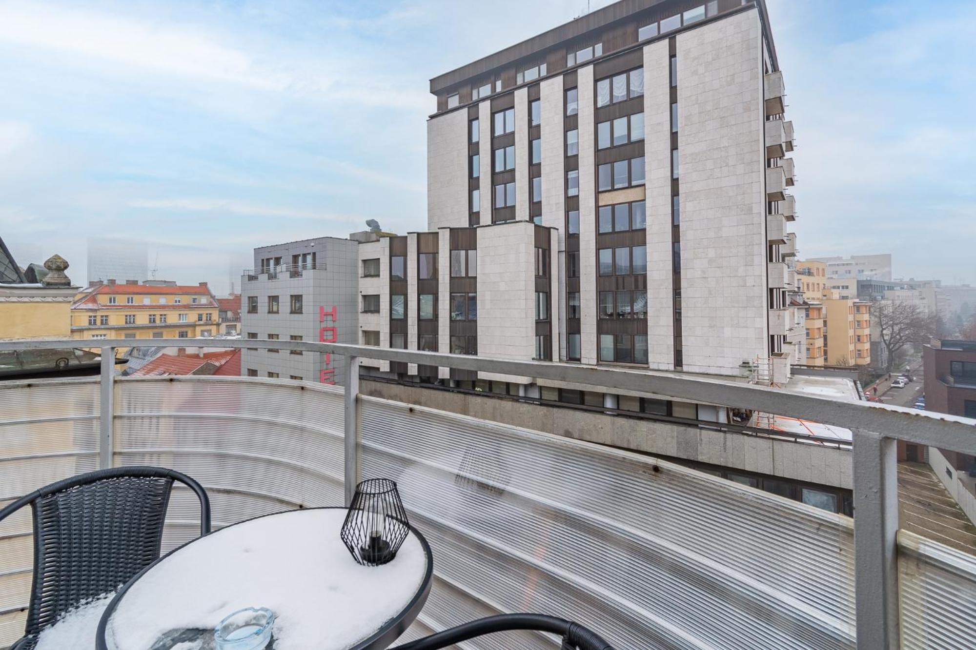 Apartment Natural-style In The Centre Of